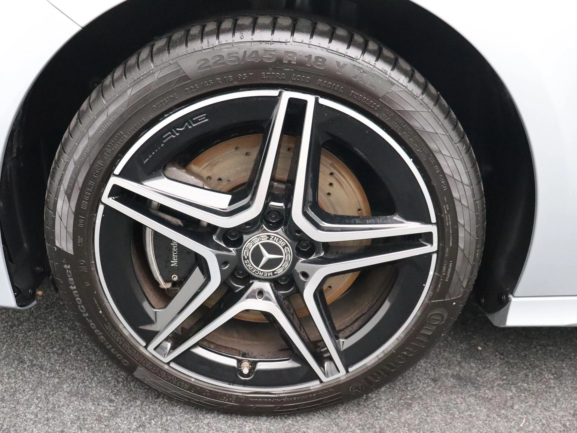 Mercedes-Benz Classe A 250 e AMG Line Limousine + TREKHAAK + CARPLAY + NIGHTPAKKET +