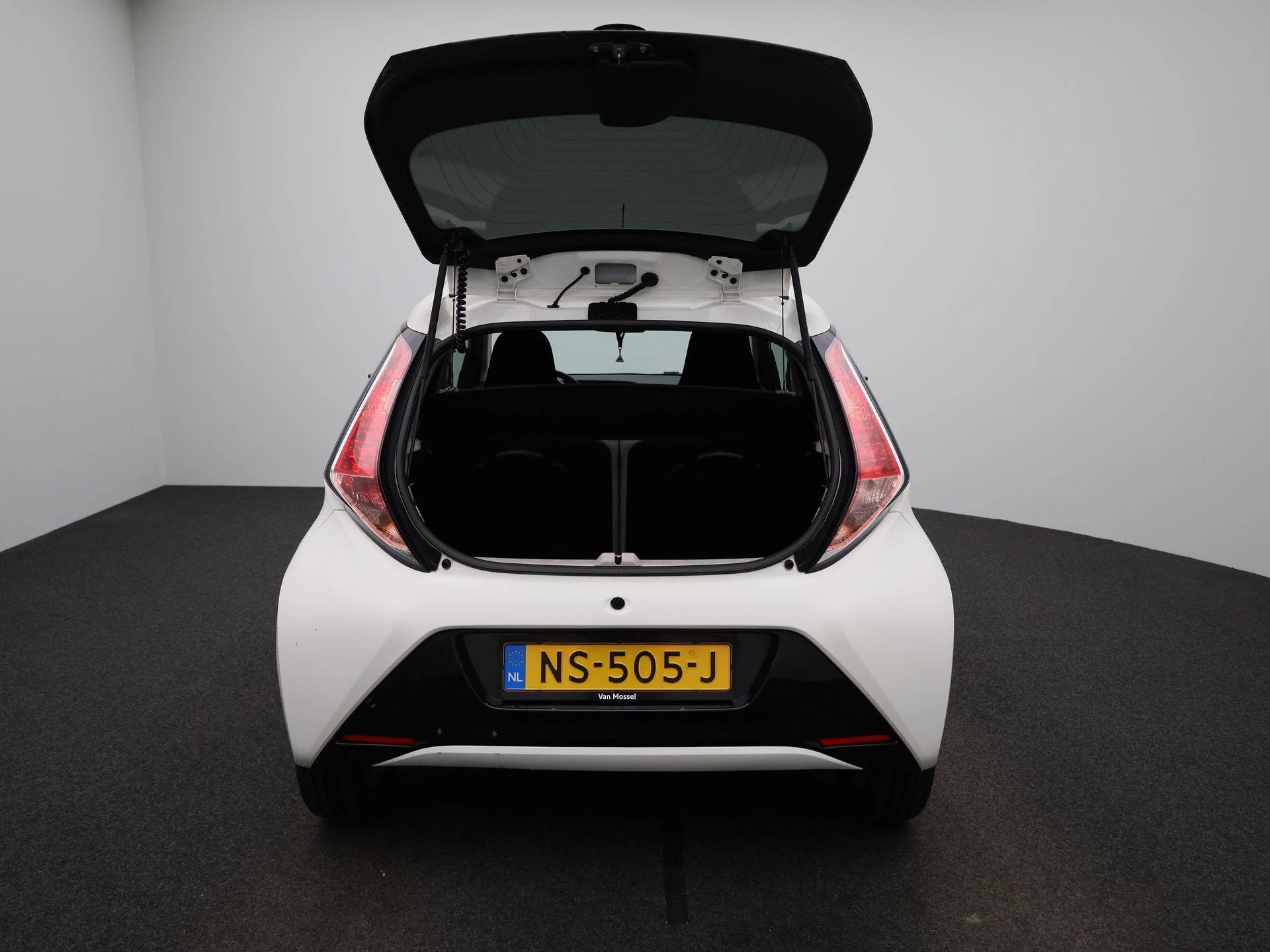 Toyota Aygo 1.0 VVT-i x-wave