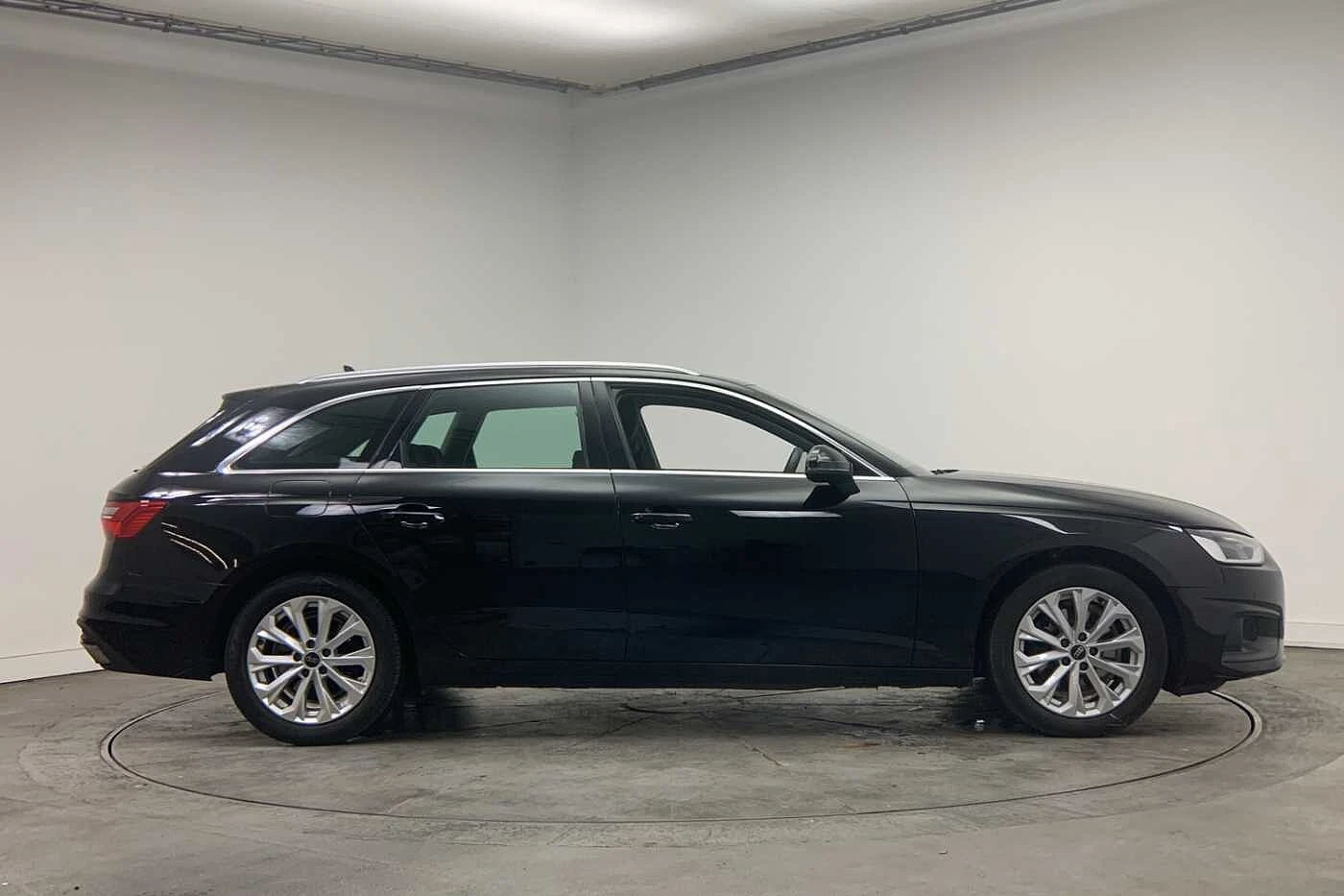 Audi-A4-image-3