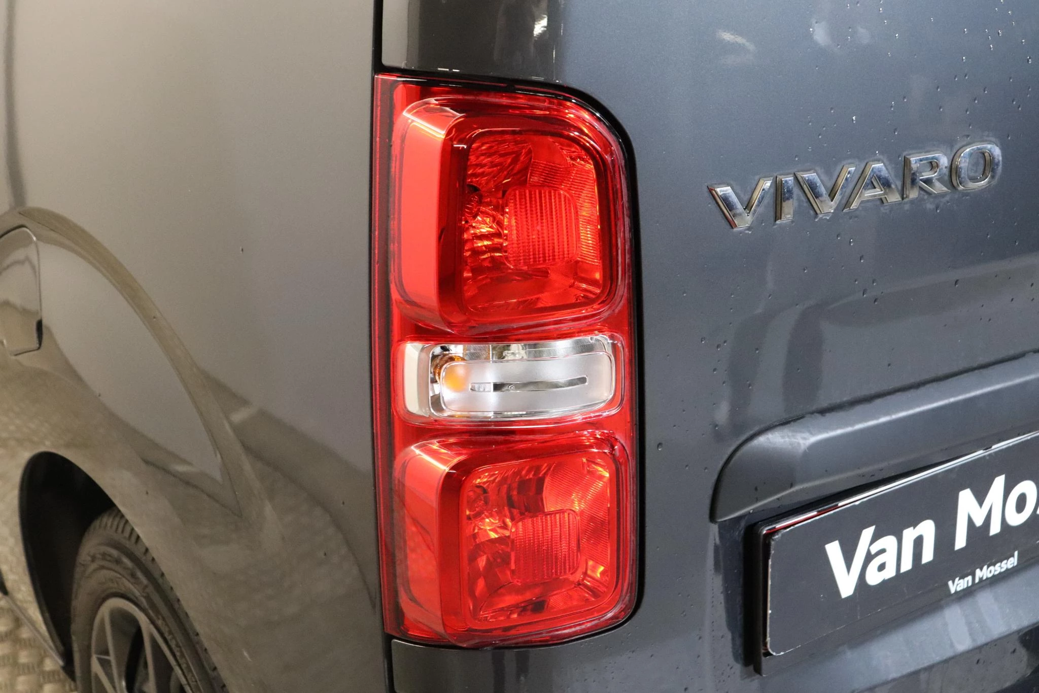 Opel-Vivaro-image-5