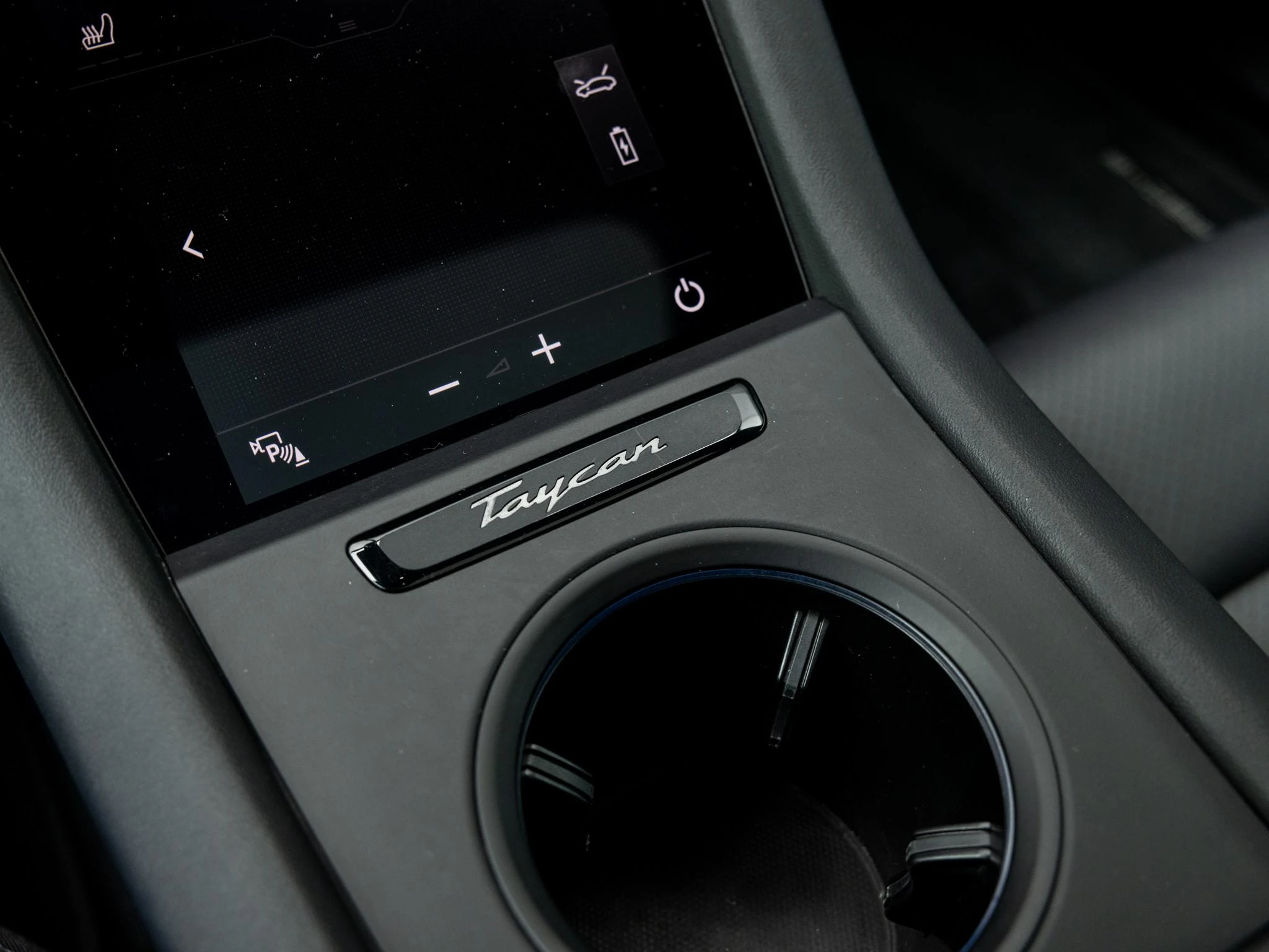 Porsche-Taycan-image-48