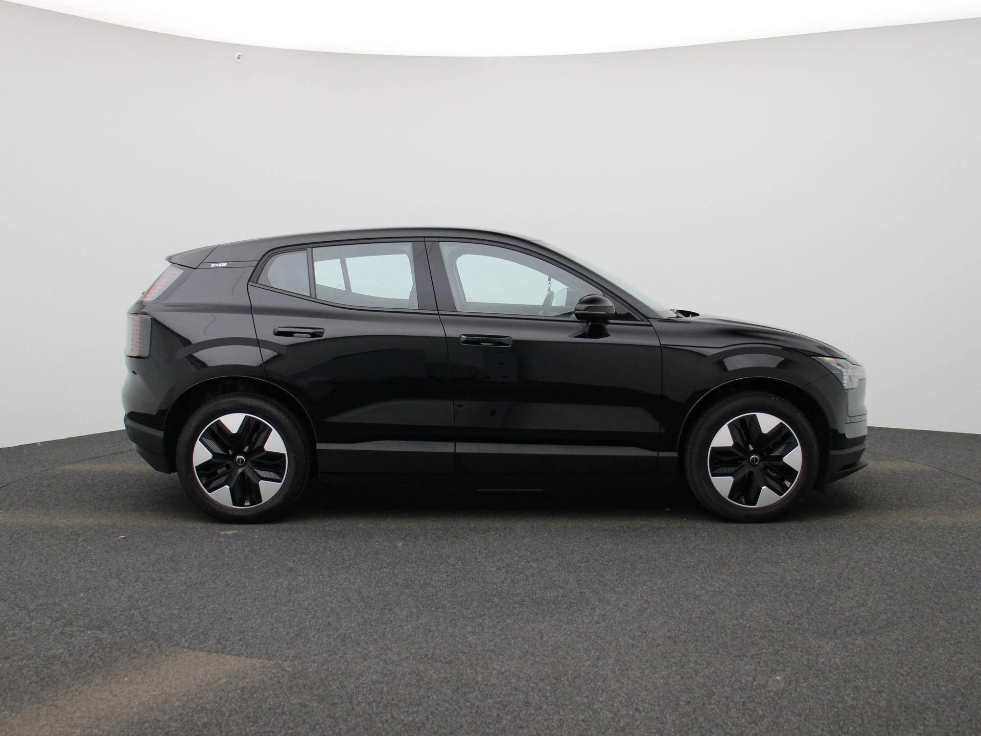 Volvo-EX30-image-5