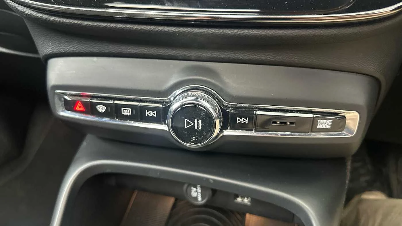 Volvo-XC40-image-32