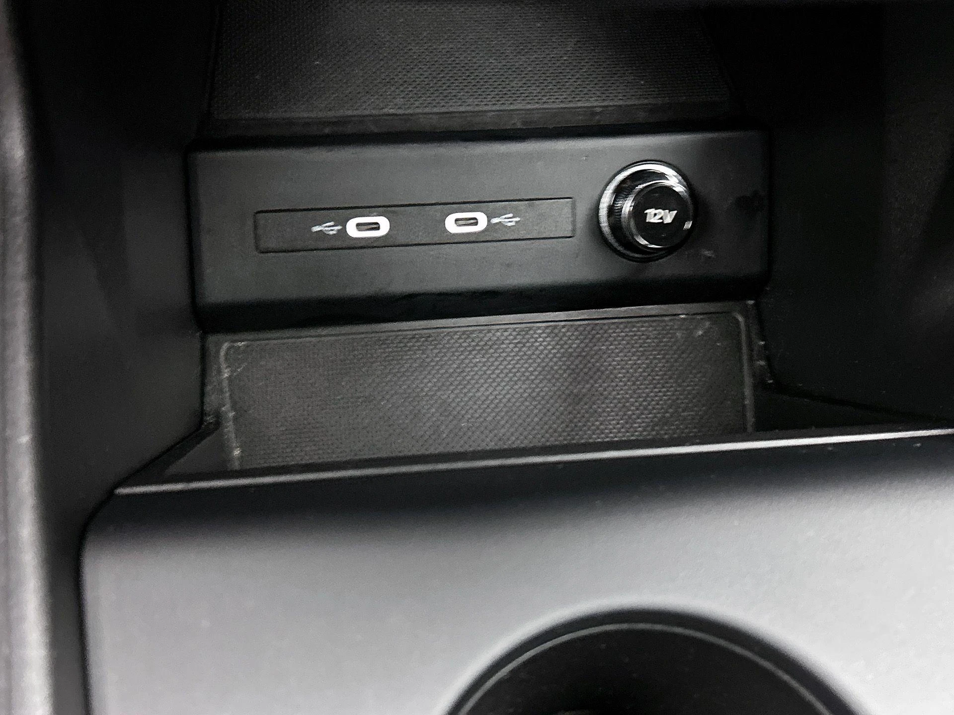 Audi-Q4 e-tron-image-30