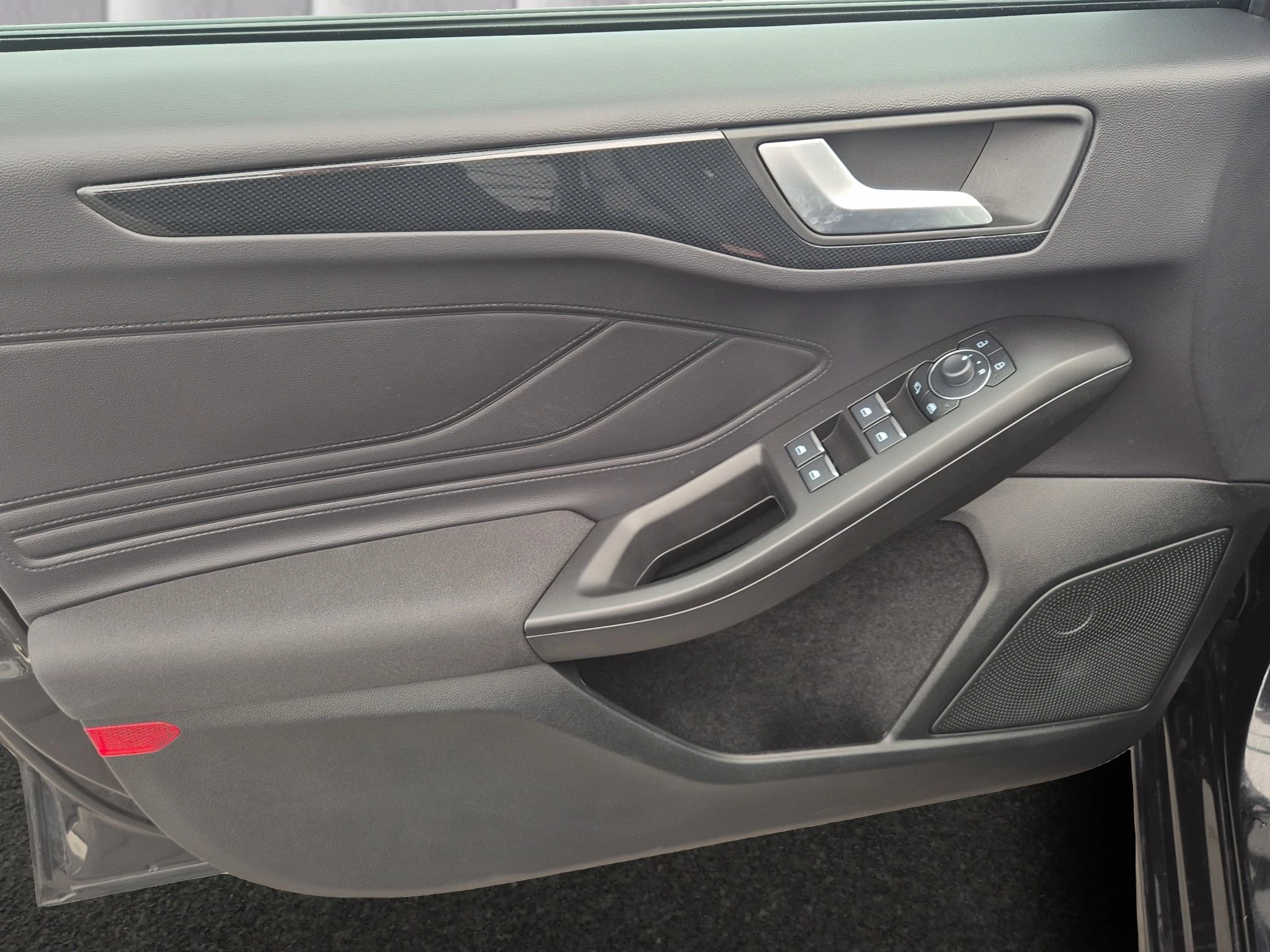 Ford Focus ST-Line X Turnier Aut.*AHK*ACC*HUD*KAM*NAVI*WINTER-PKT.