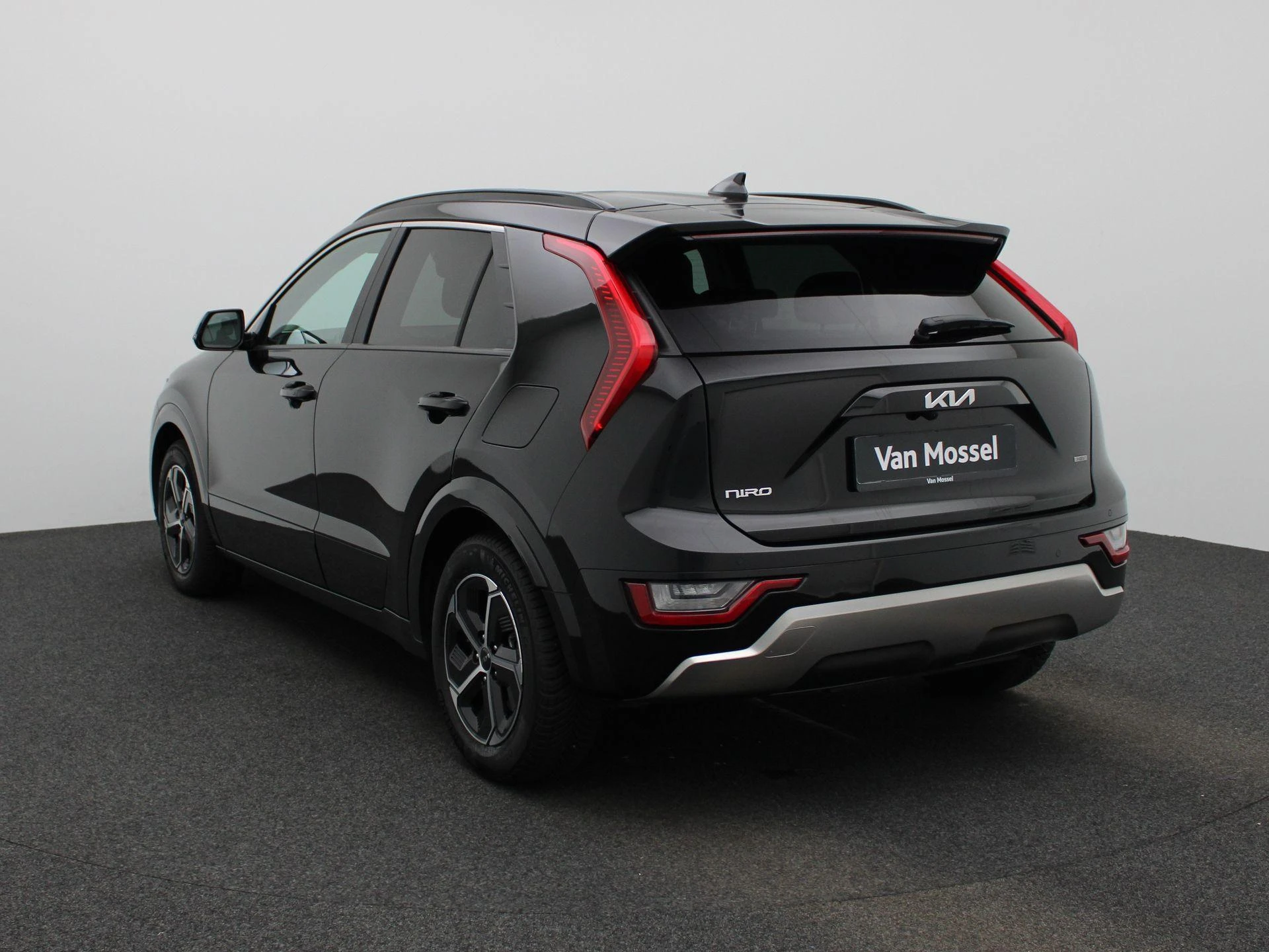 Kia-Niro-image-1
