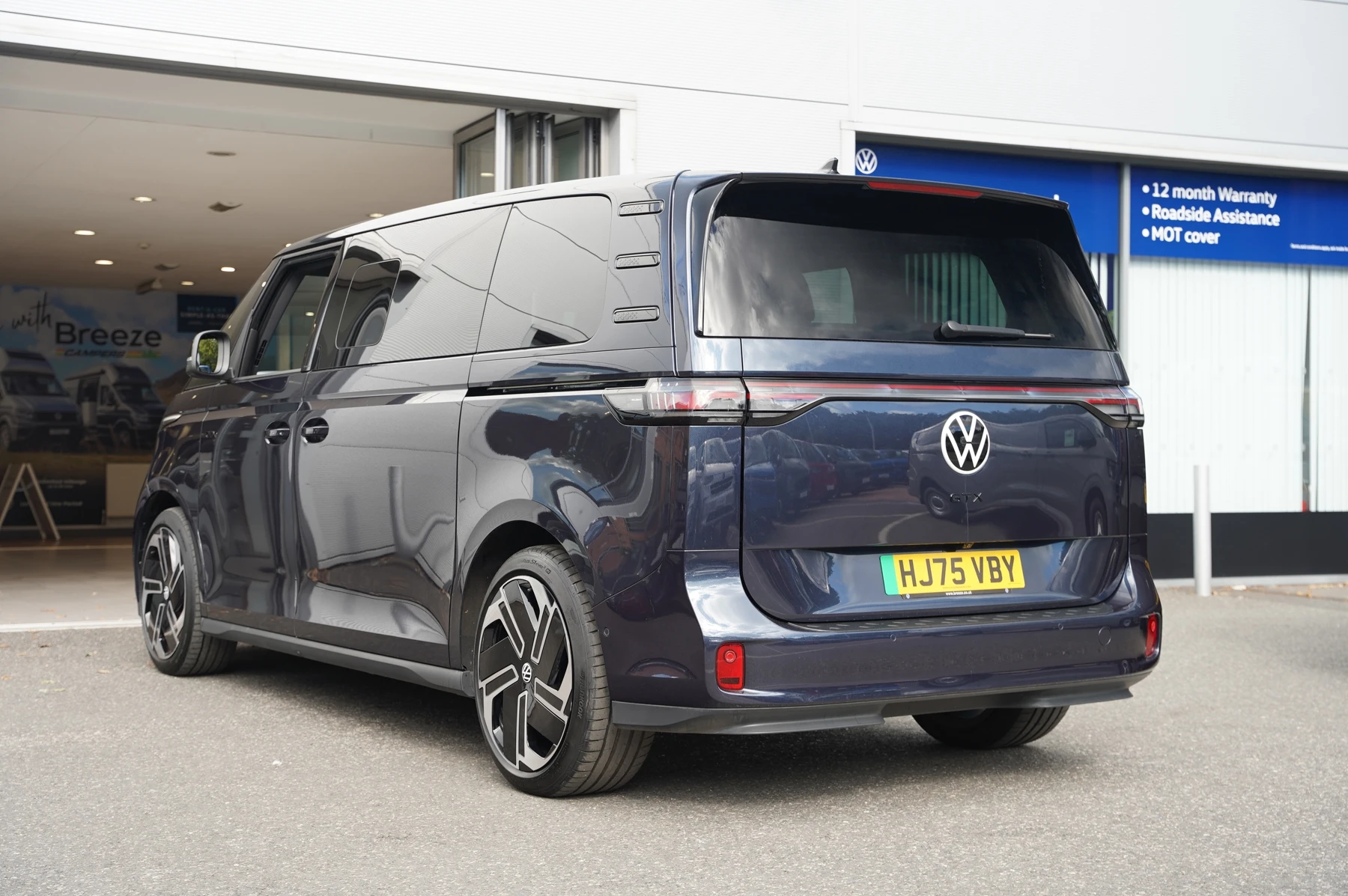 Volkswagen-ID. Buzz-image-2
