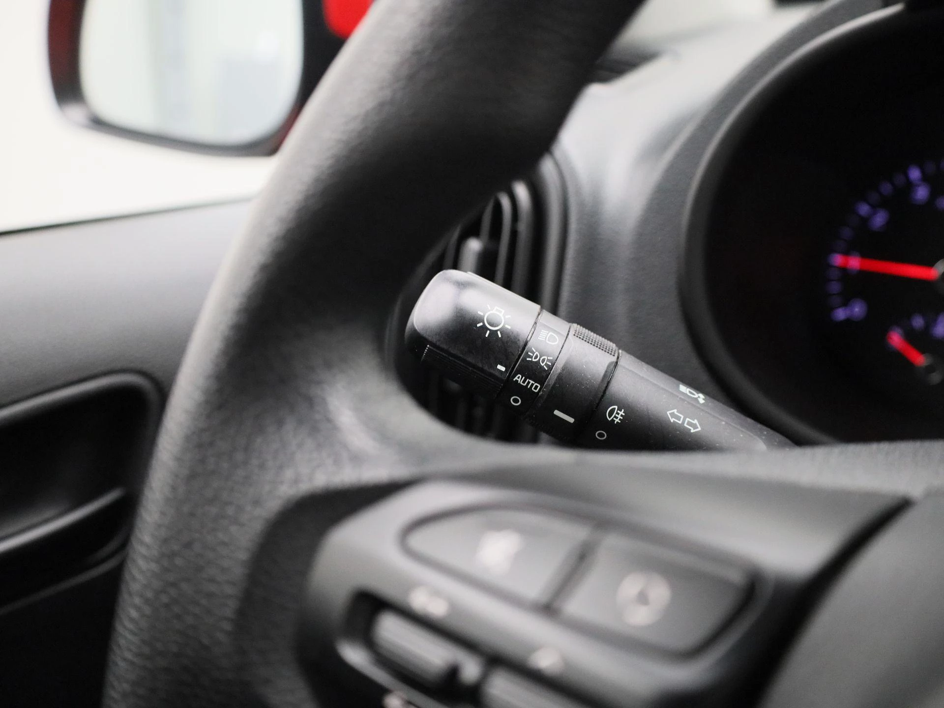 Kia-Picanto-image-17