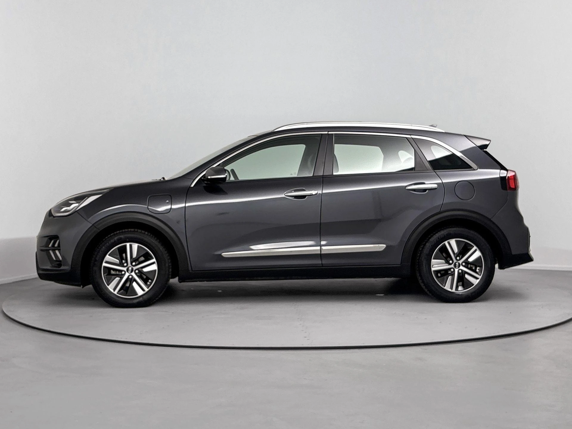 Kia-Niro-image-1