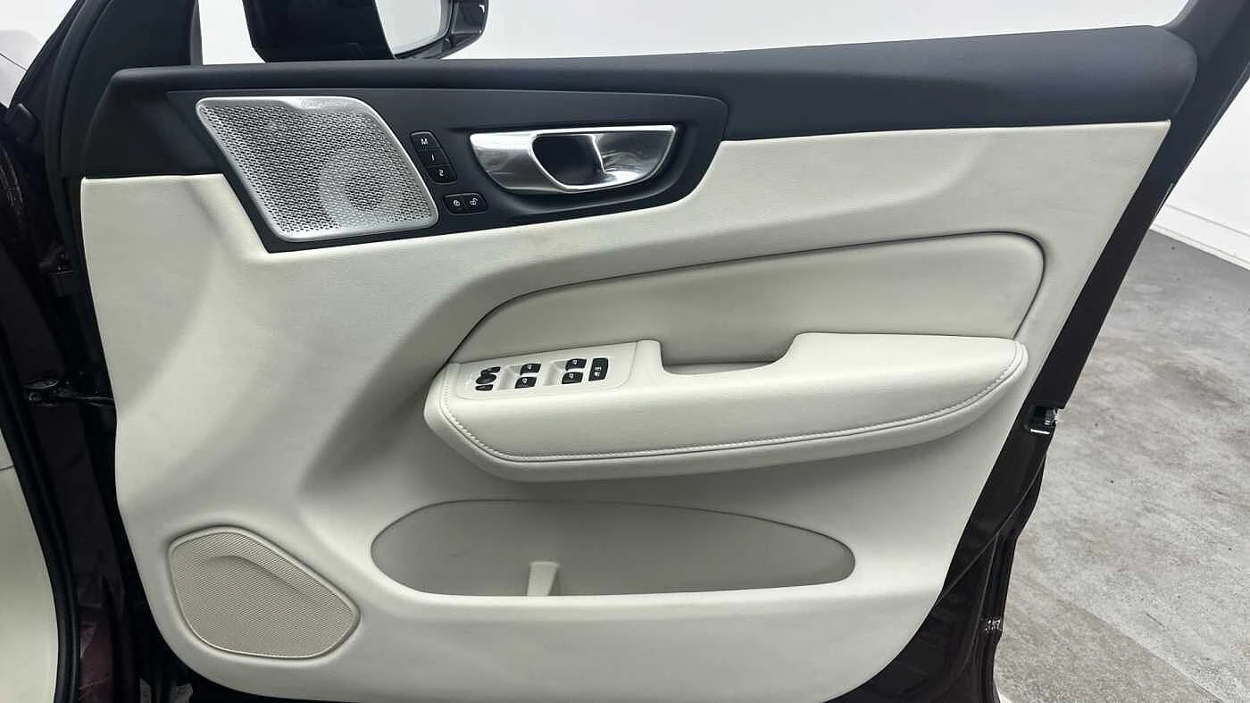 Volvo-XC60-image-33