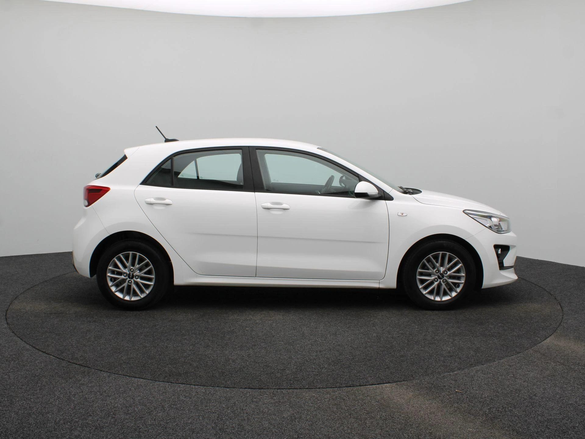 Kia-Rio-image-7