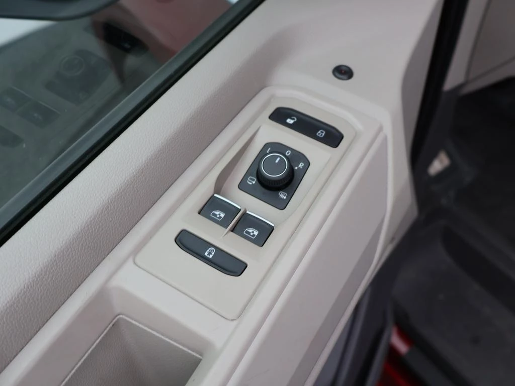 Volkswagen California T7 Ocean 2.0 TDI 110kW / 150 pk DSG7 / DEMO