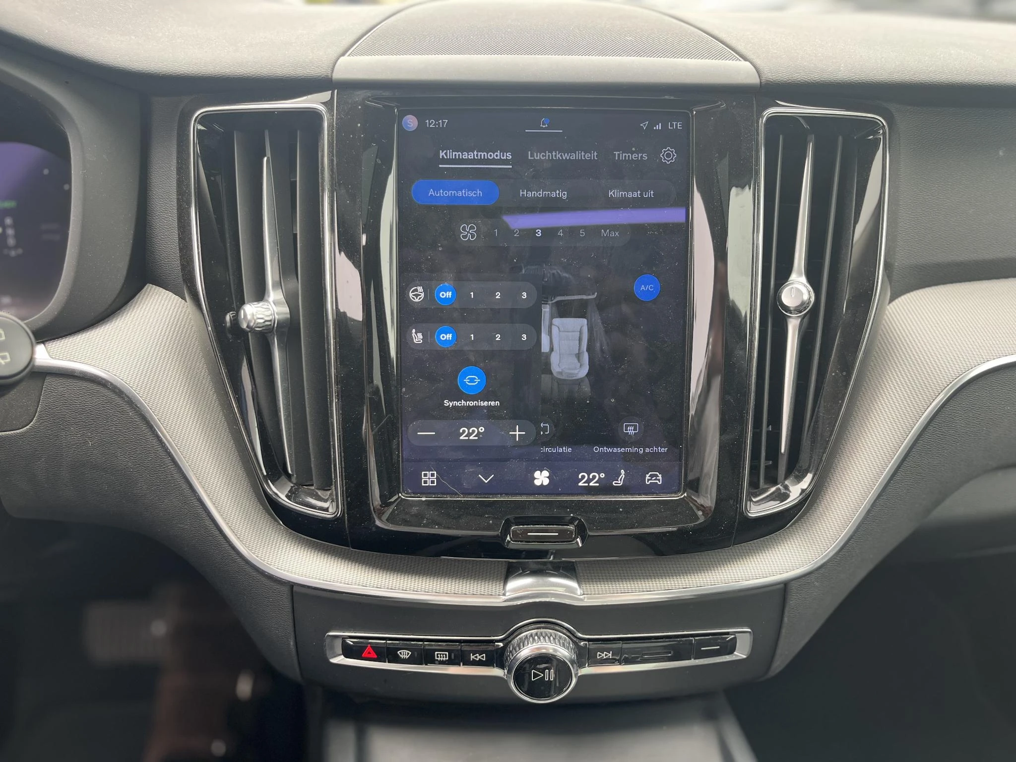 Volvo-XC60-image-29