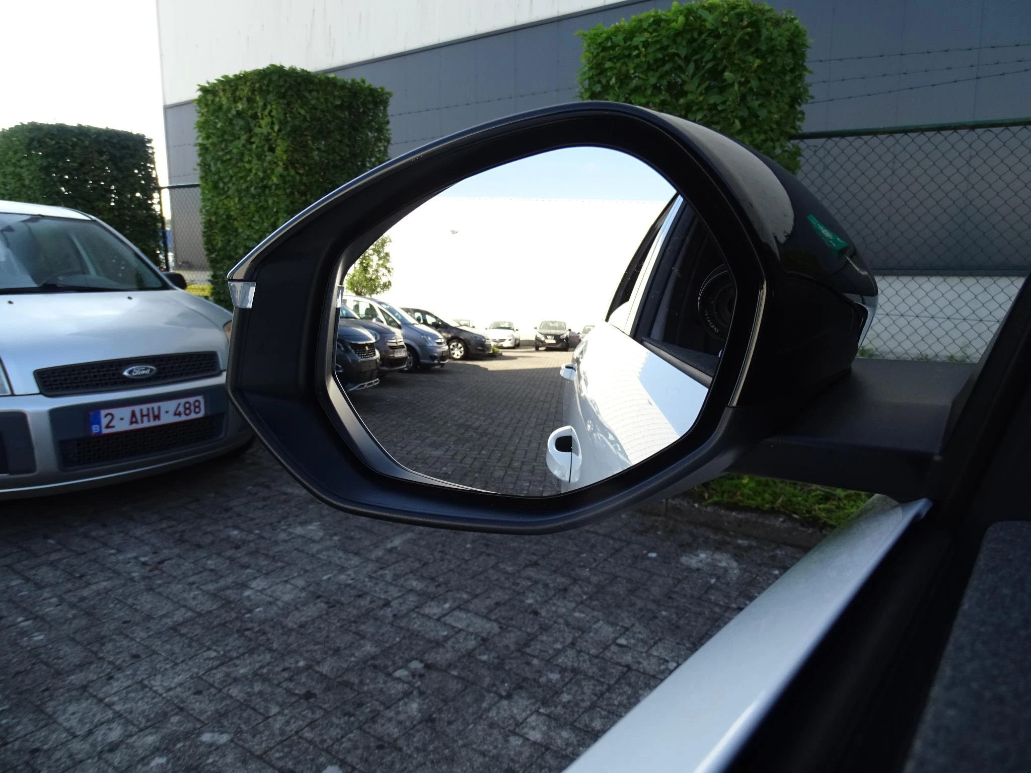 Opel-Grandland-image-24