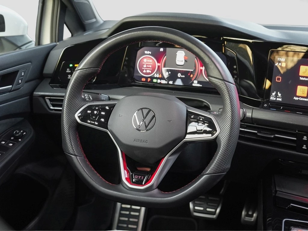 Volkswagen Golf VIII GTI 2,0 TSI DSG,ALU 19",LED,Kamera,AHK ACC,DCC,Lenkrad-/Sitzheizung,Apple Car Pla