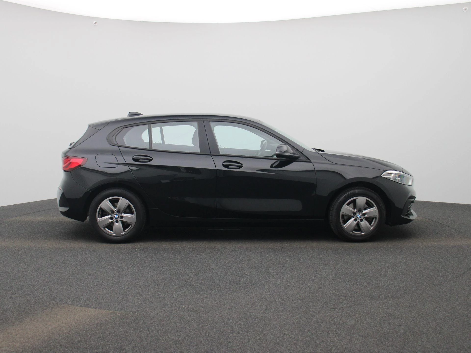 BMW Série 1 Hatch 116iA (80 kW)
