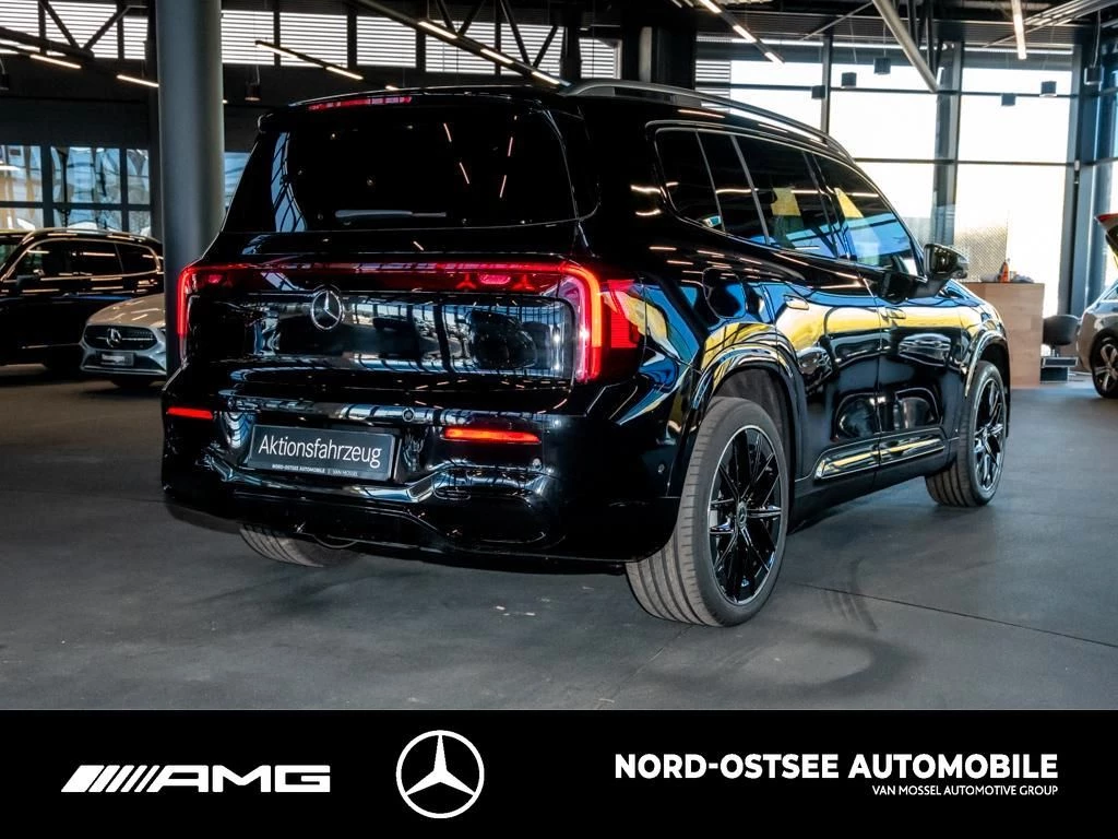 Mercedes-Benz-GLB-image-3