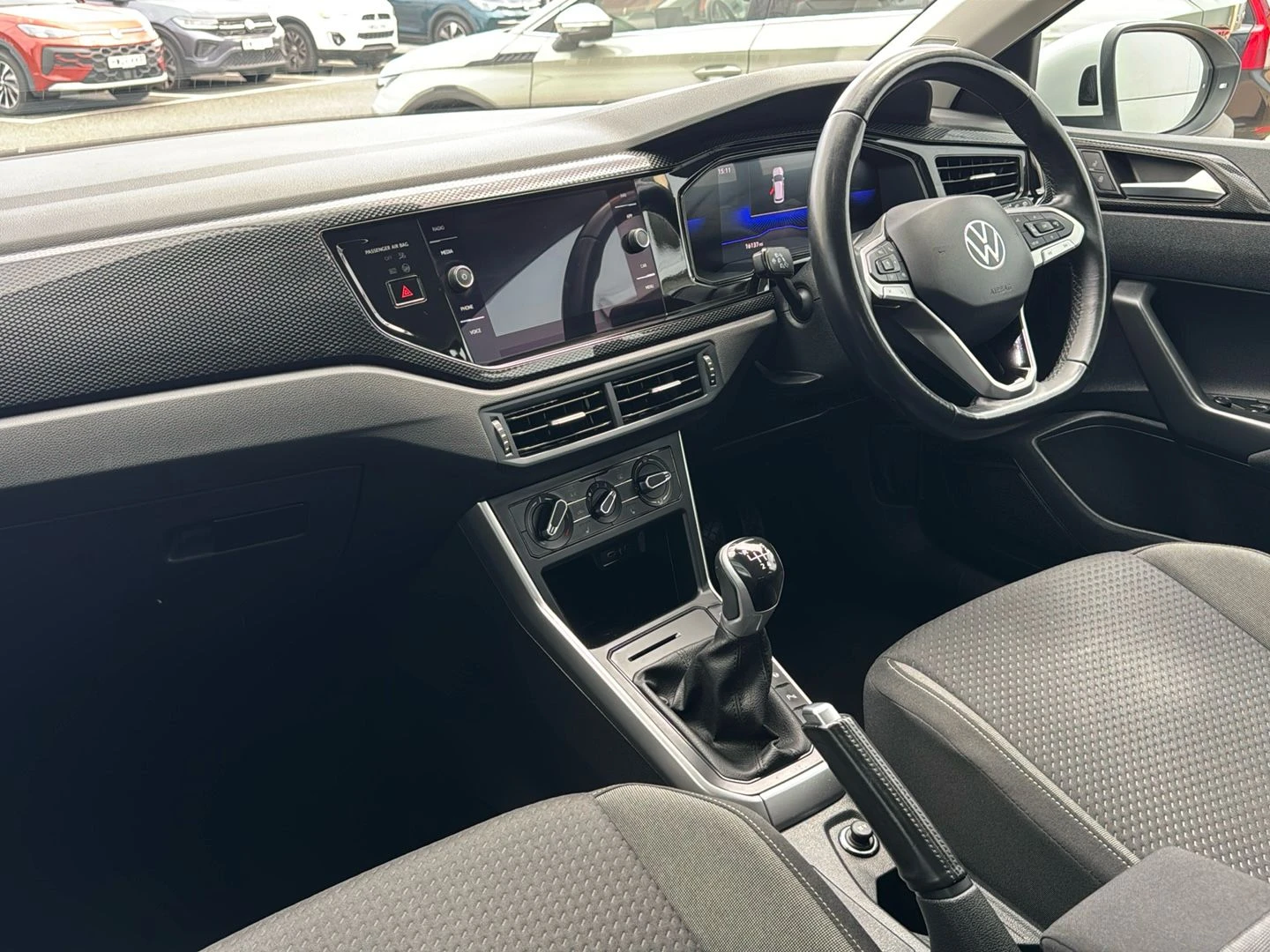 Volkswagen-Taigo-image-1