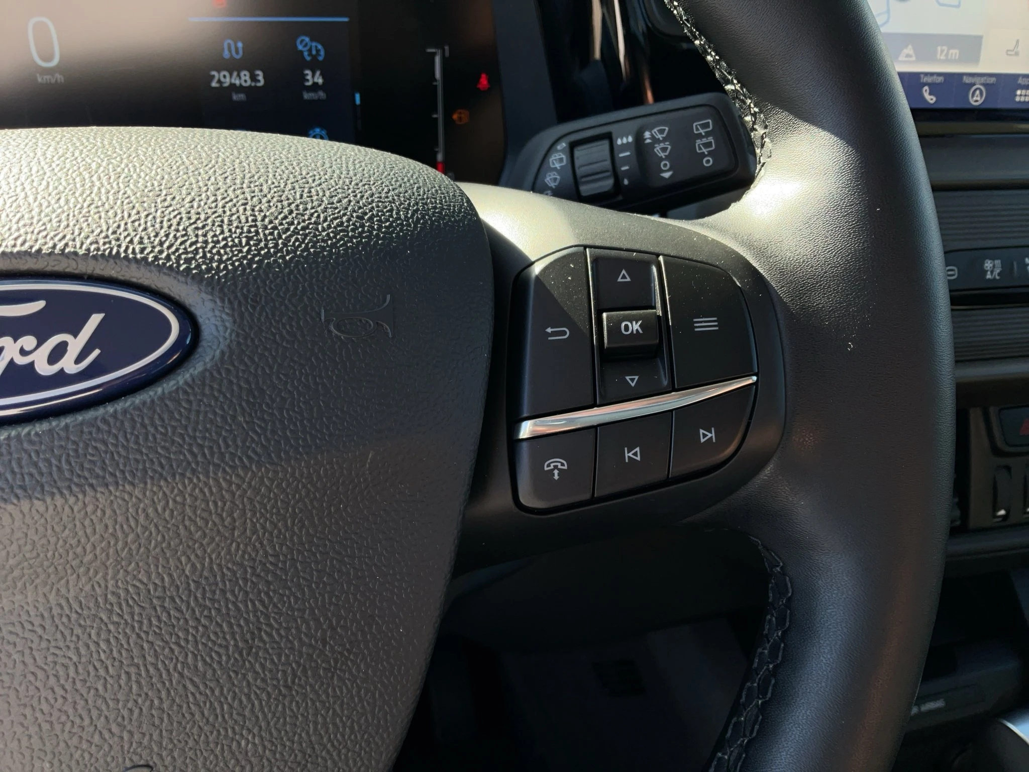 Ford-Tourneo Courier-image-20