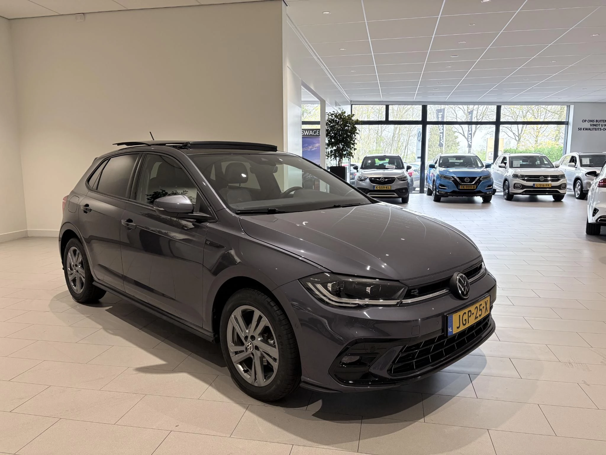 Volkswagen Polo 1.0 TSI R-Line Business