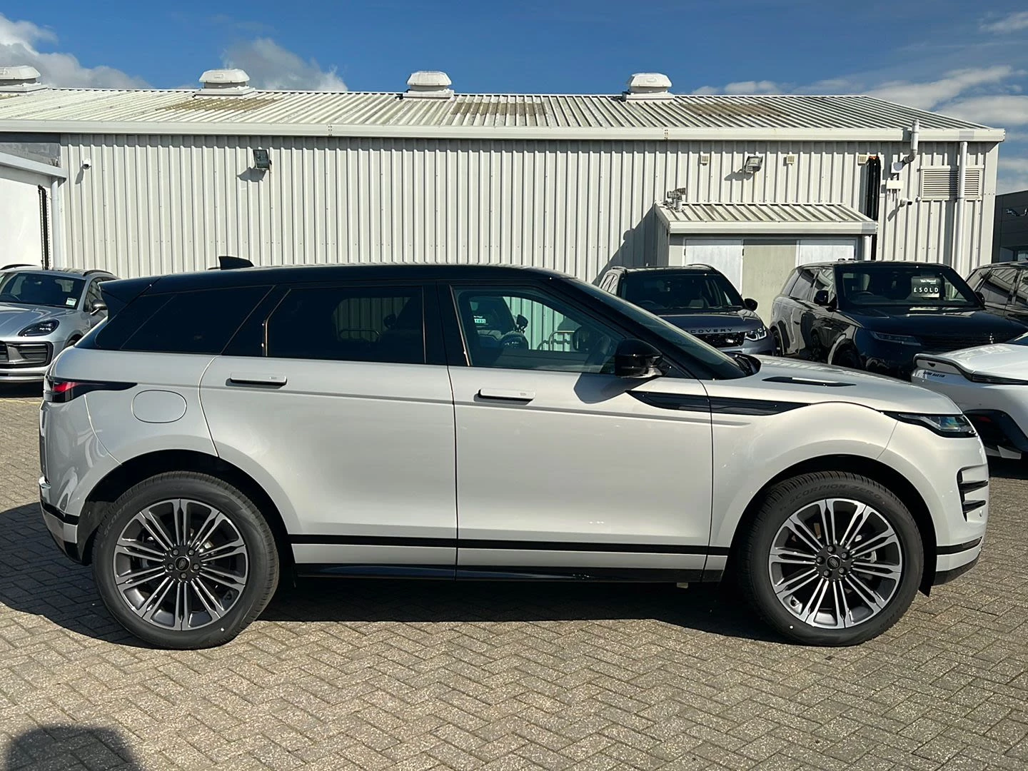 Land Rover Range Rover Evoque 1.5 P270e Dynamic HSE 5dr Auto