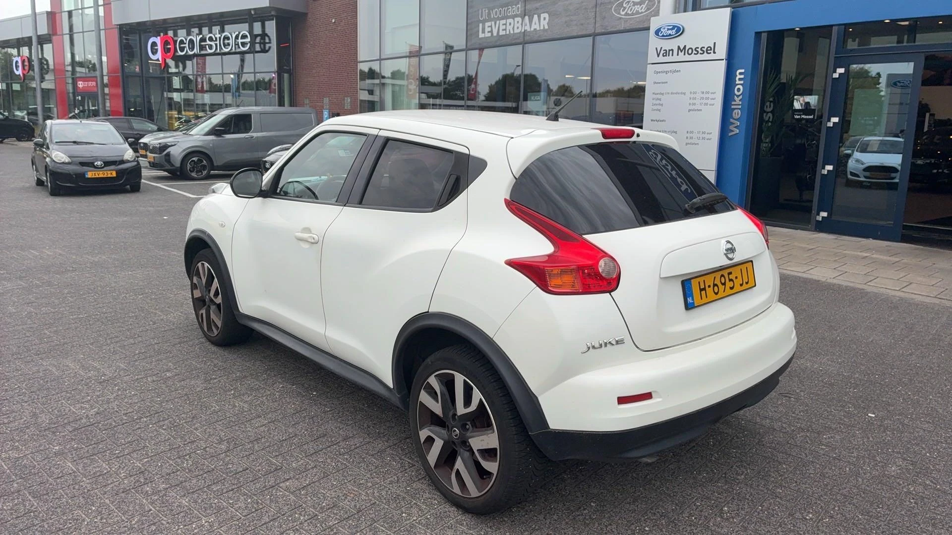 Nissan-Juke-image-2