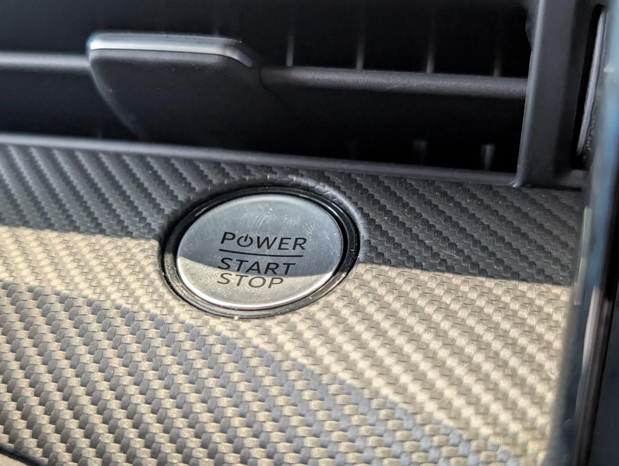 Ford-Mustang Mach-E-image-25