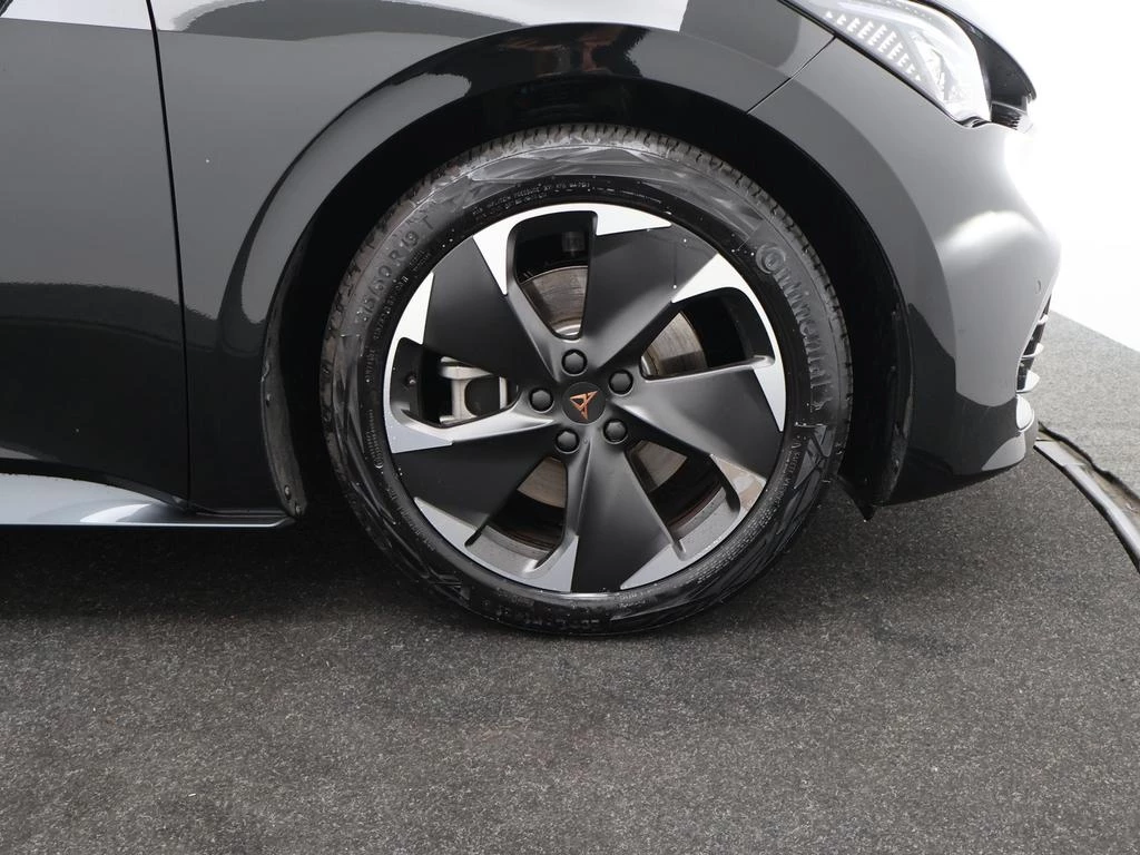 CUPRA Born Born eBoost Business 231pk v 59 kWh * DEMO *