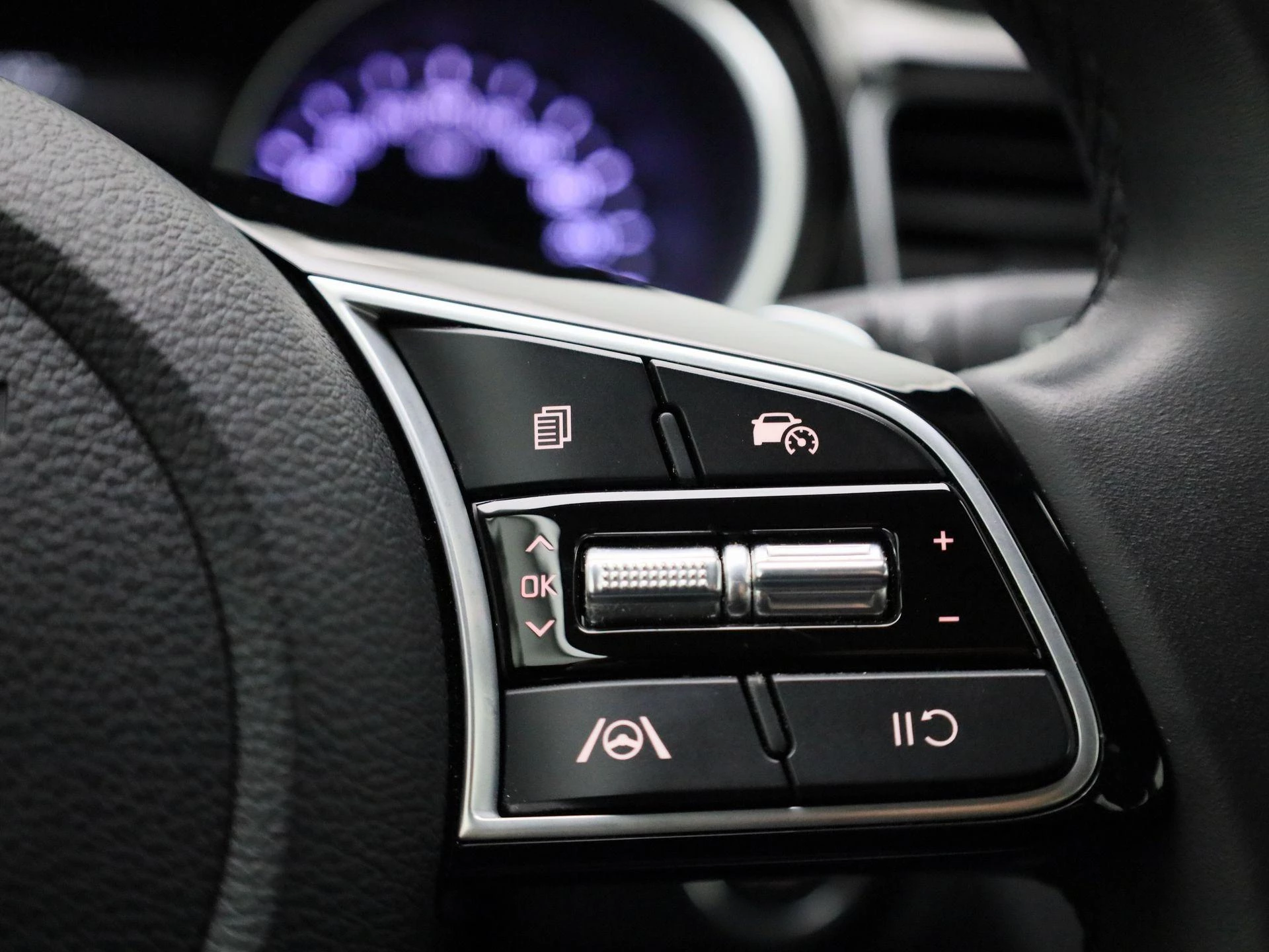 Kia-Ceed Sportswagon-image-21