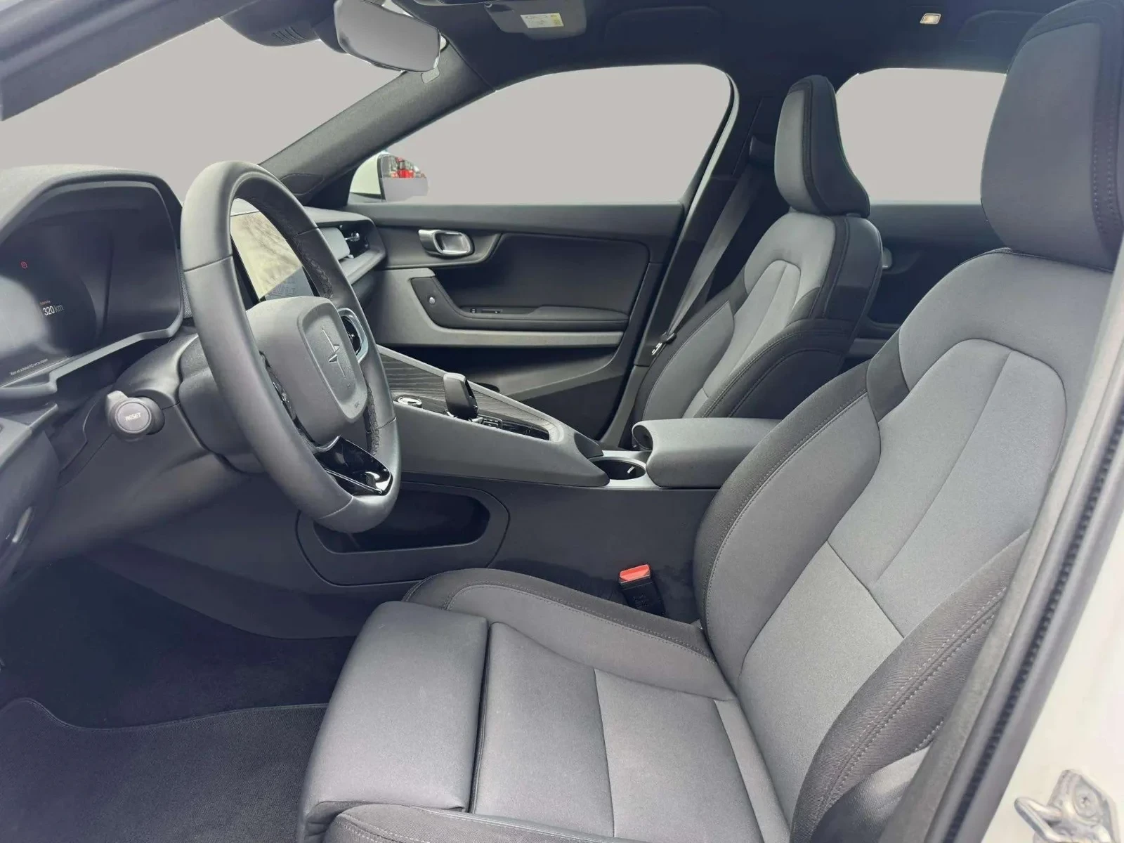 Polestar-2-image-9