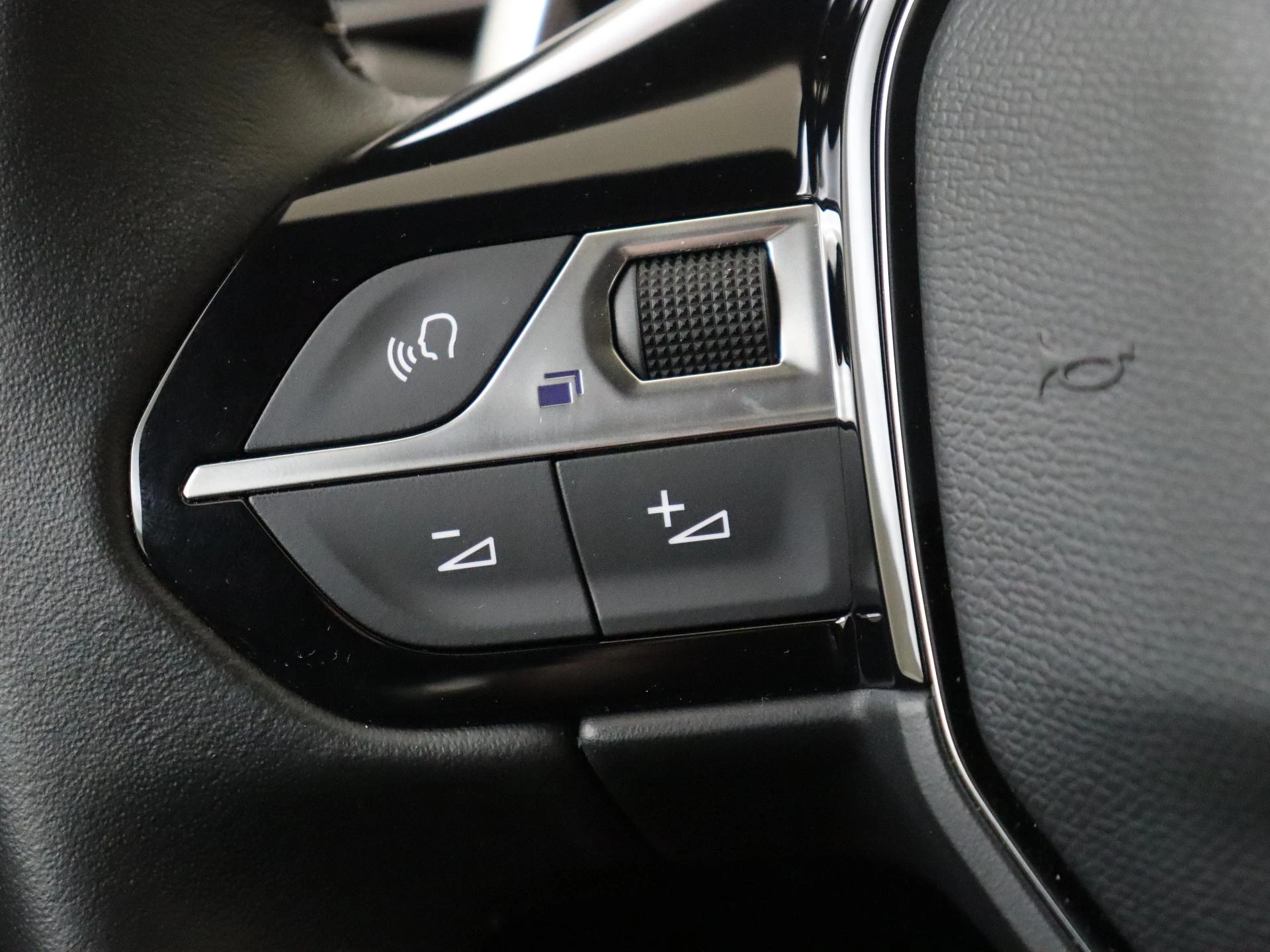 Peugeot 3008 1.6 HYbrid 225 Allure Plug-in