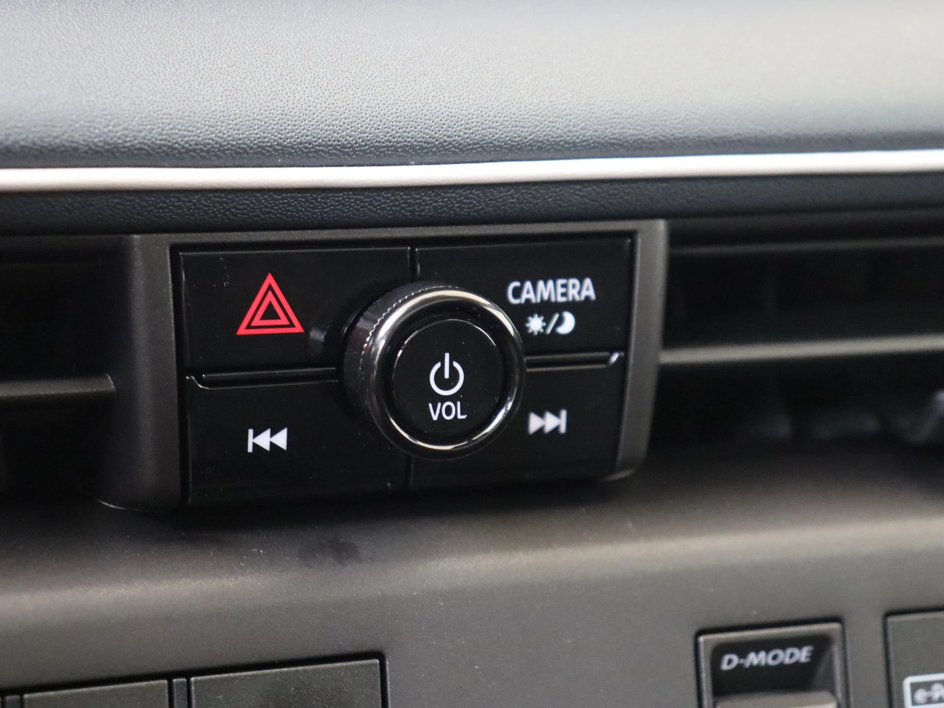 Nissan-Leaf-image-19