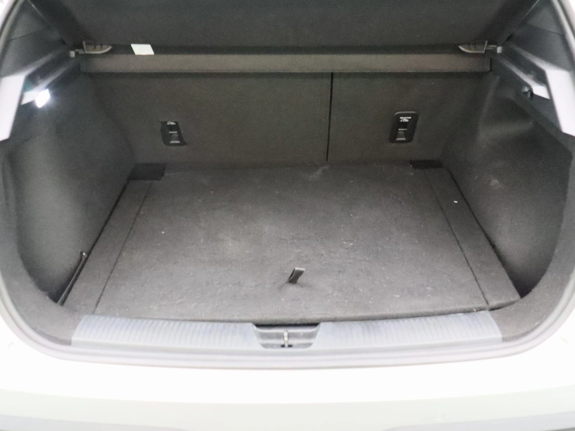 MG MG4 64 kWh Luxury