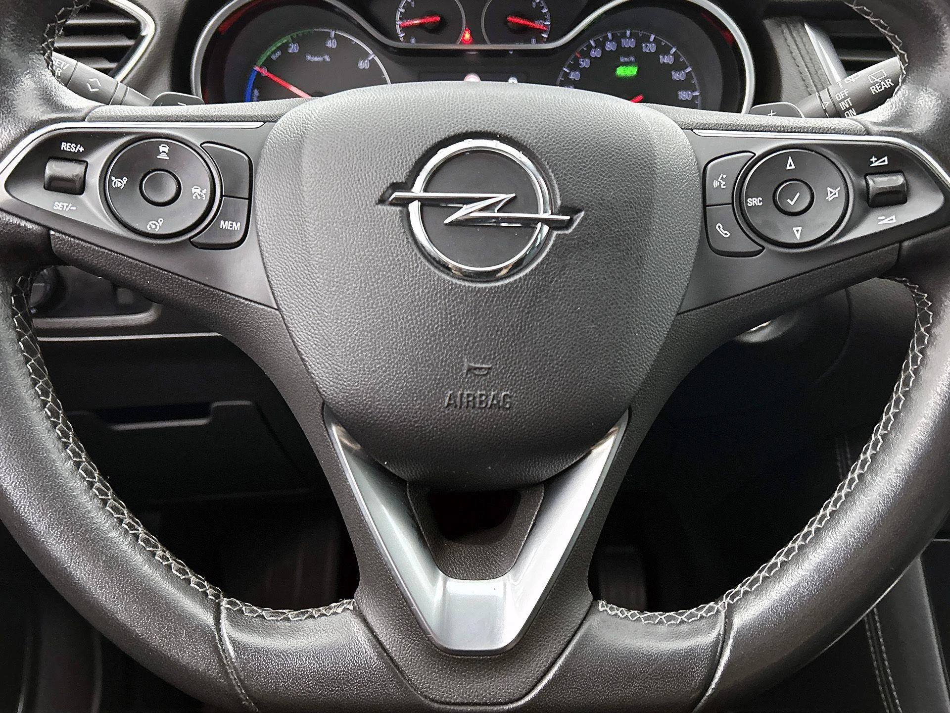 Opel-Grandland X-image-44