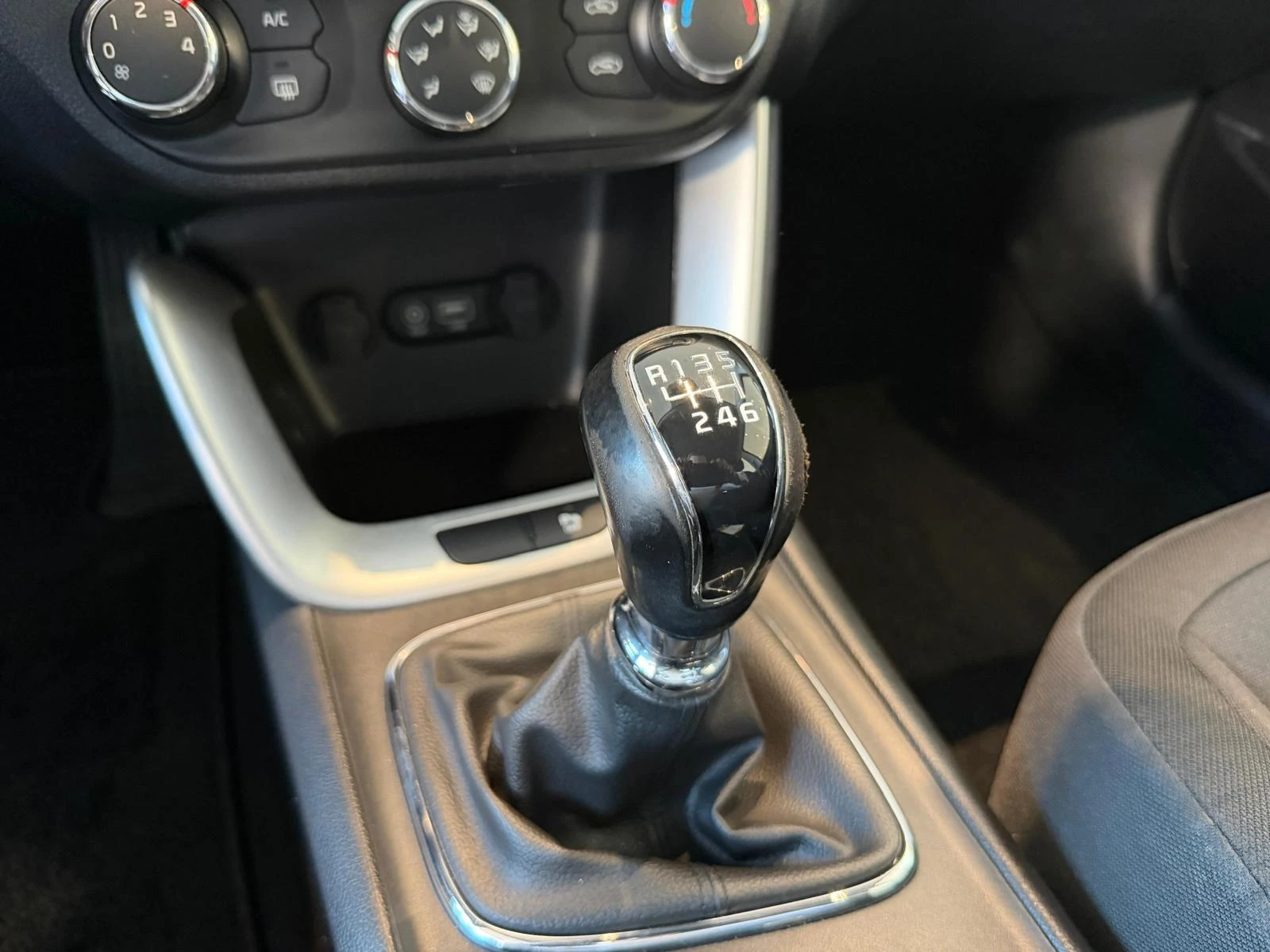 Kia-cee'd-image-10