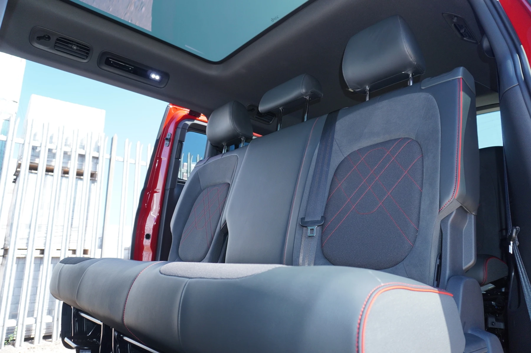 Volkswagen-ID. Buzz-image-7