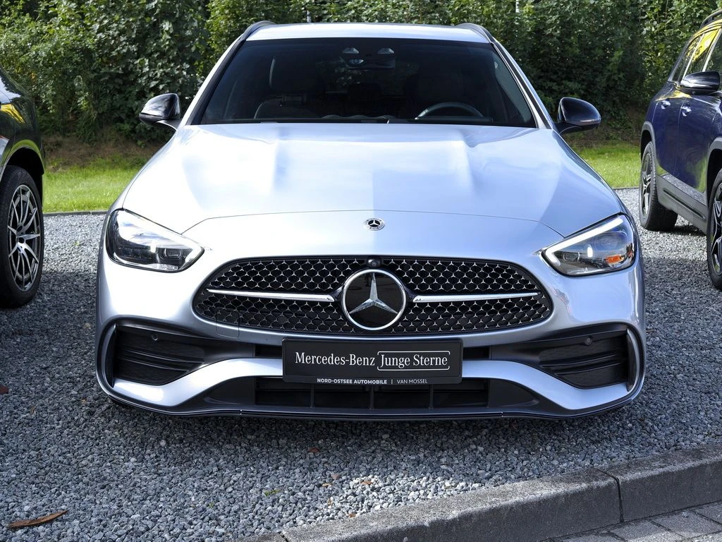 Mercedes-Benz-C-Klasse 220-image-3