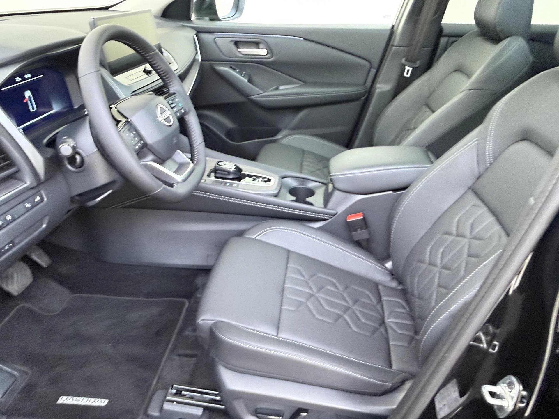 Nissan-QASHQAI-image-14