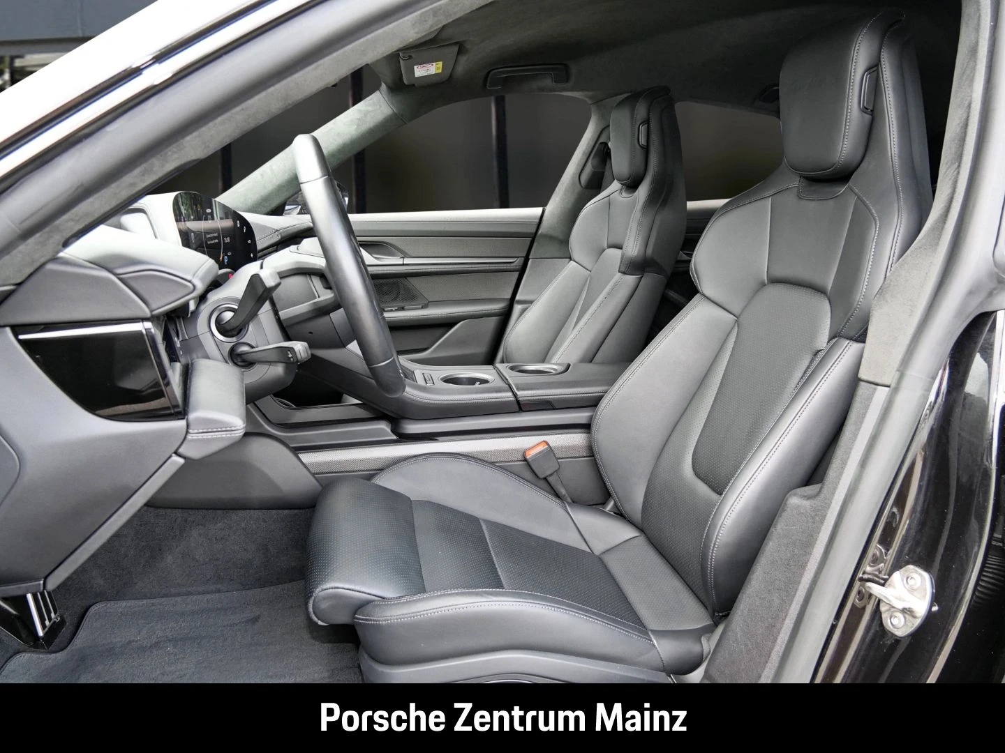 Porsche Taycan Turbo S InnoDrive PCCB PDCC LED-Matrix turbo s