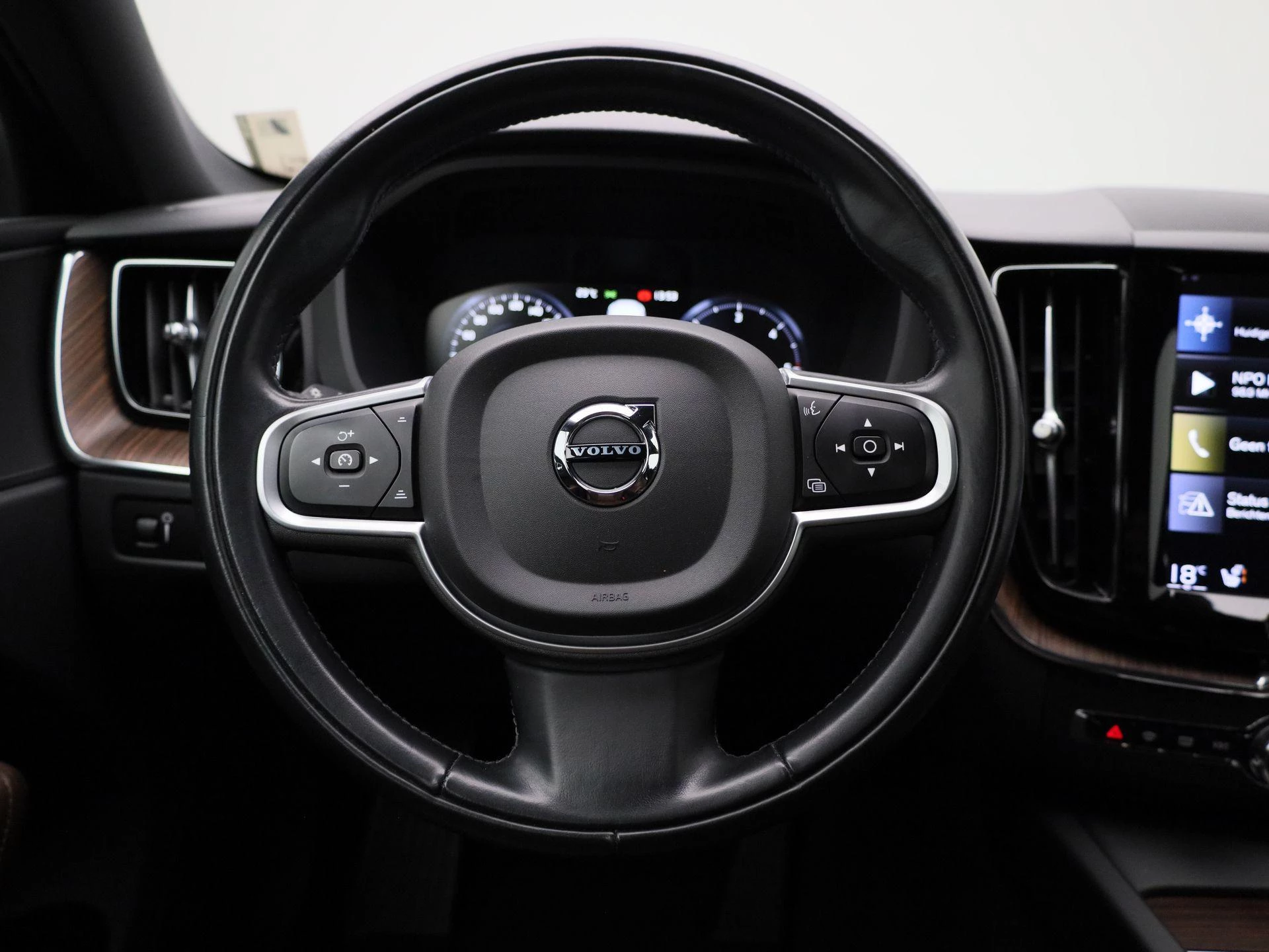 Volvo XC60 B4 D Geartronic Momentum Pro
