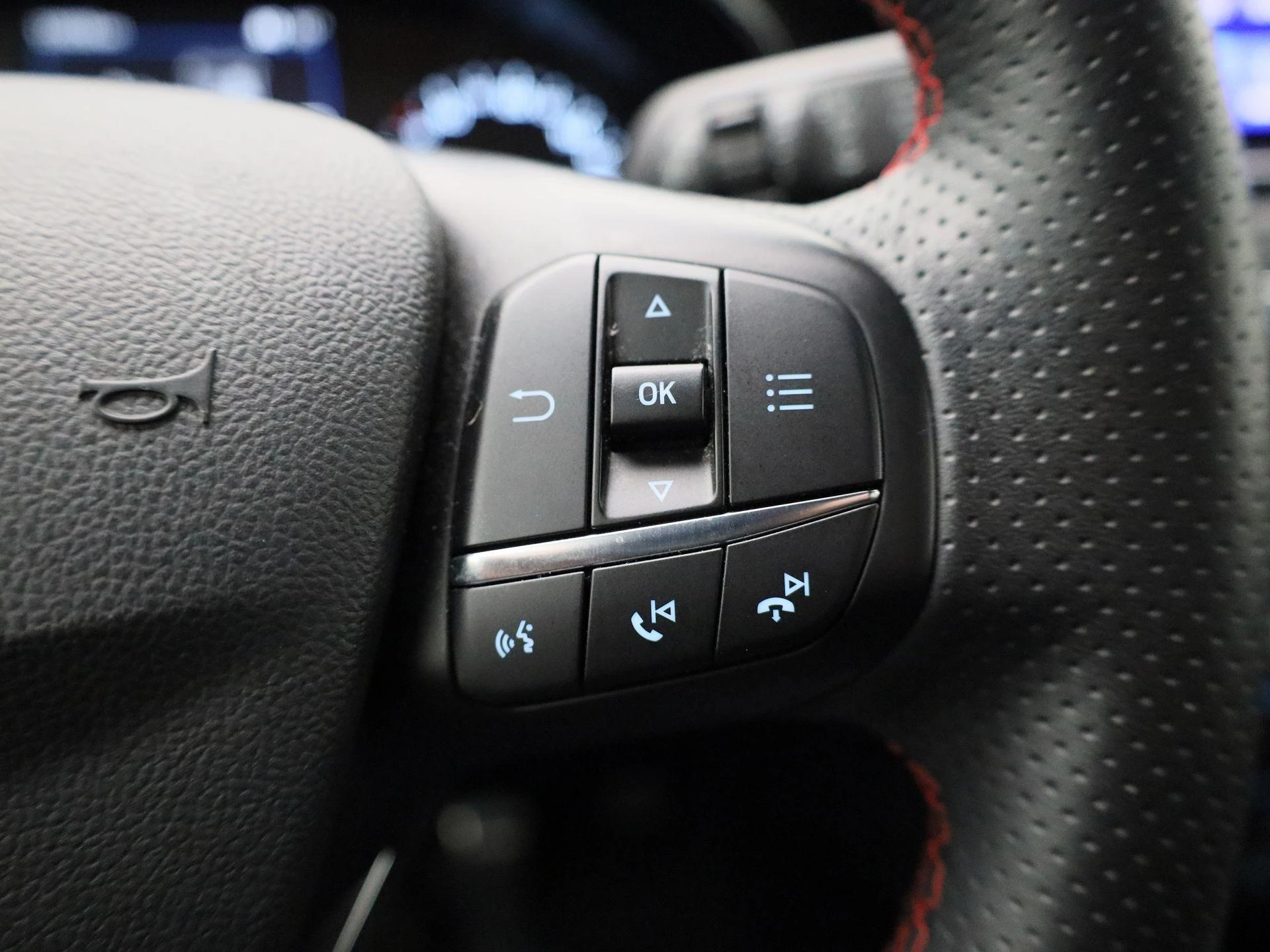Ford Focus 1.0 EcoBoost ST Line Business
