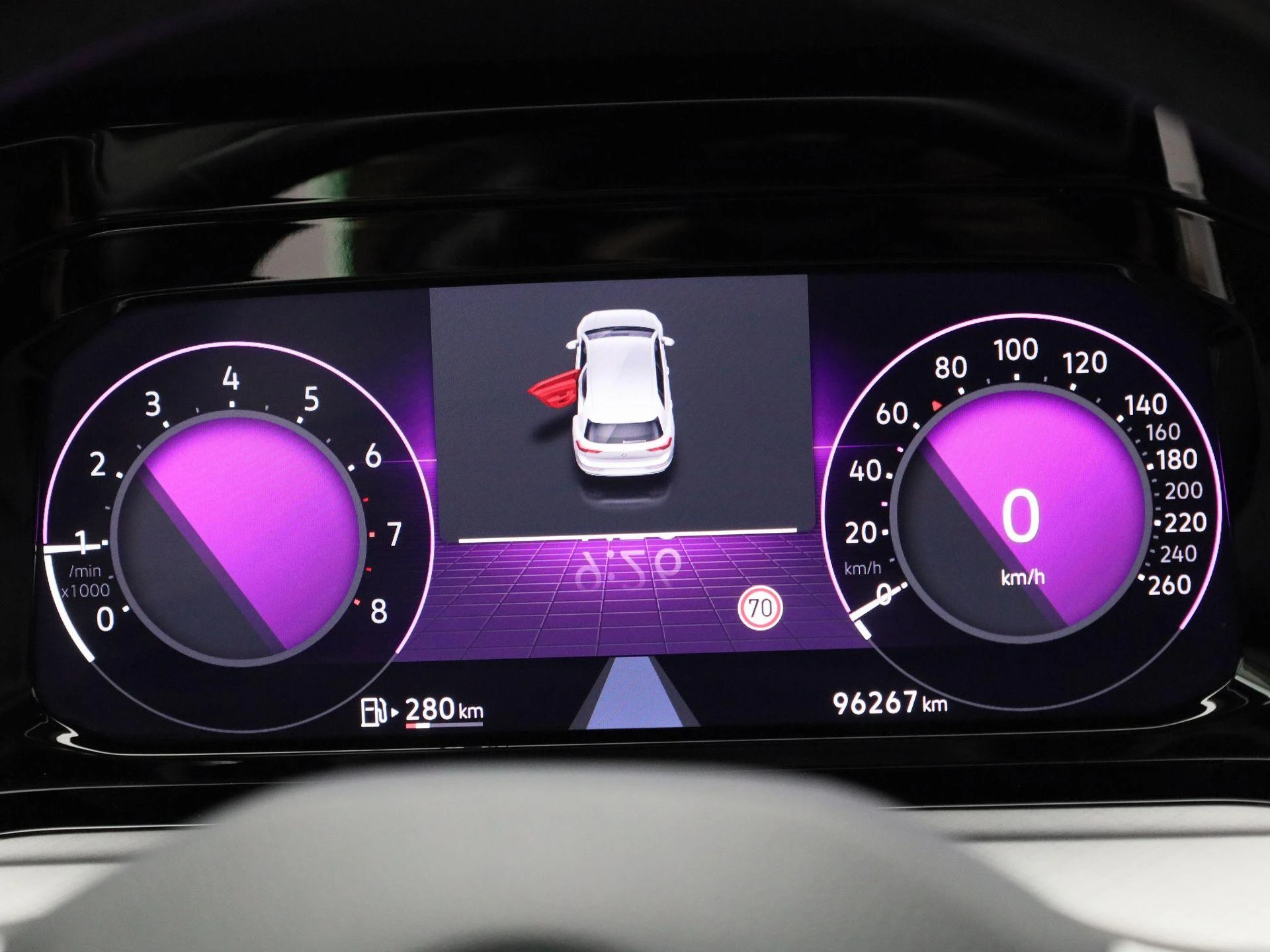 Volkswagen-Golf-image-9
