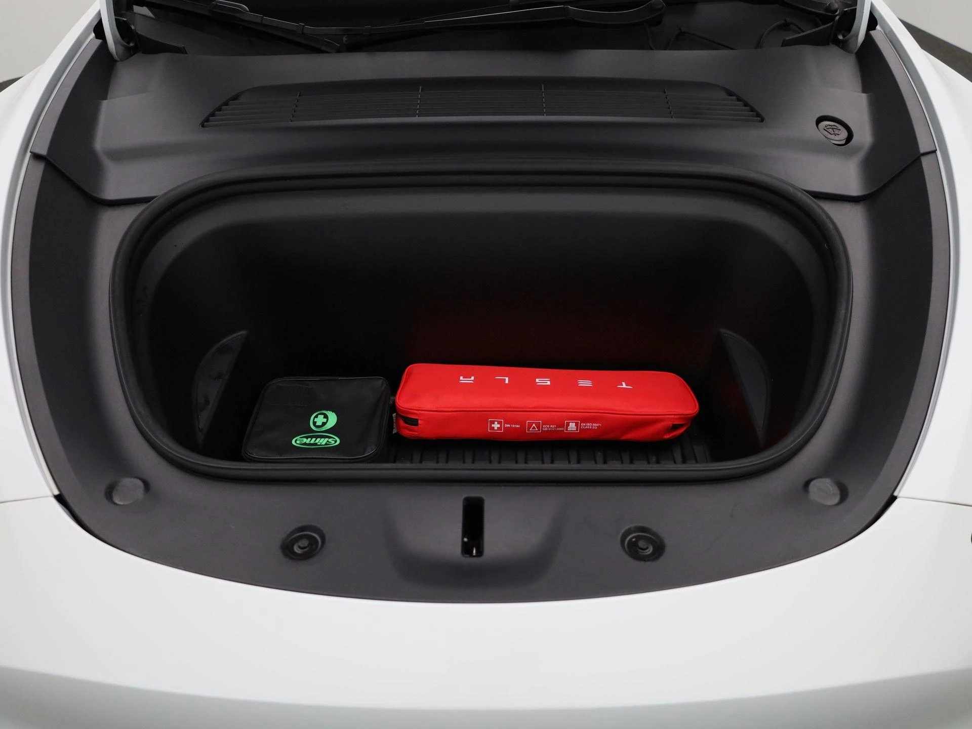 Tesla-Model Y-image-37