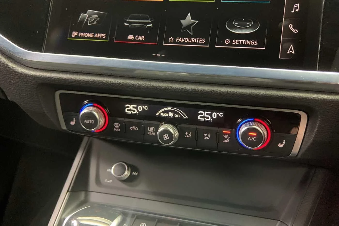 Audi-Q3-image-17