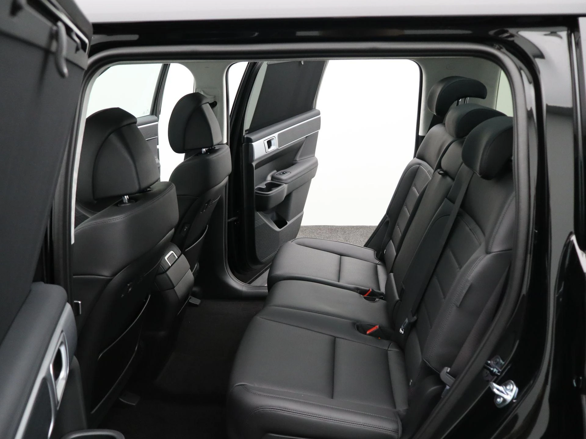 Hyundai-Santa Fe-image-11