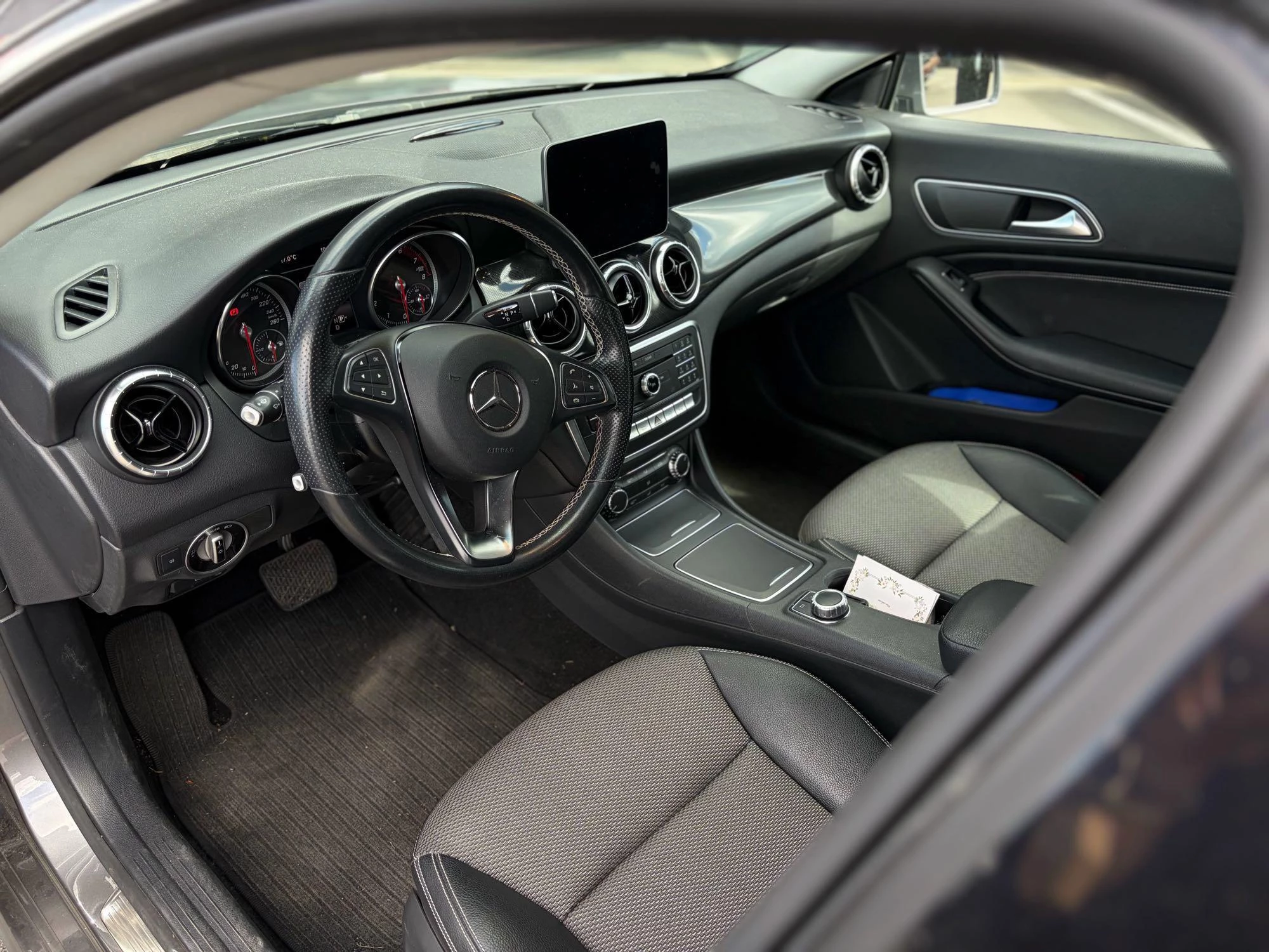 Mercedes-Benz CLA Shooting Brake CLA 180