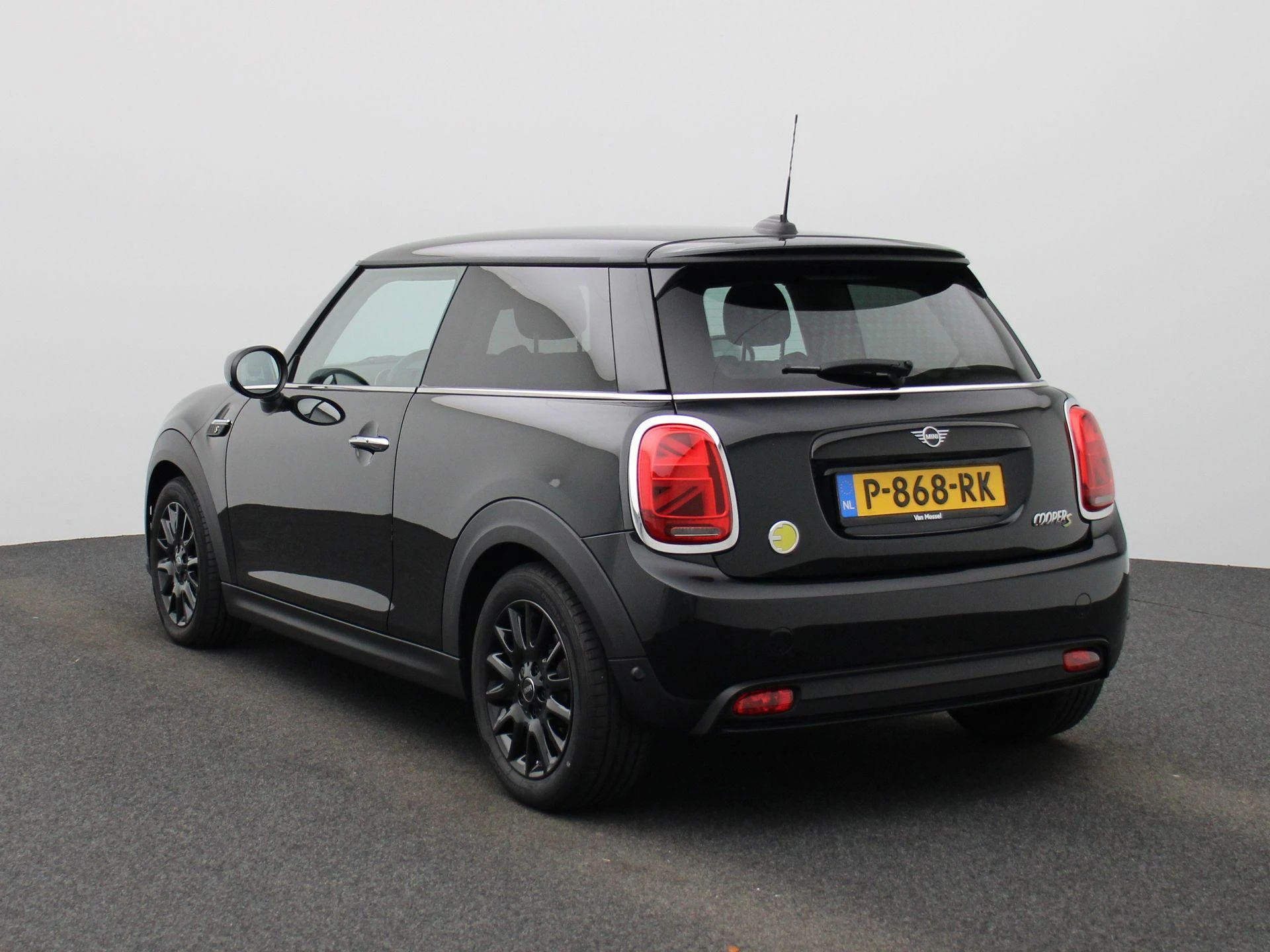 MINI-Electric-image-1