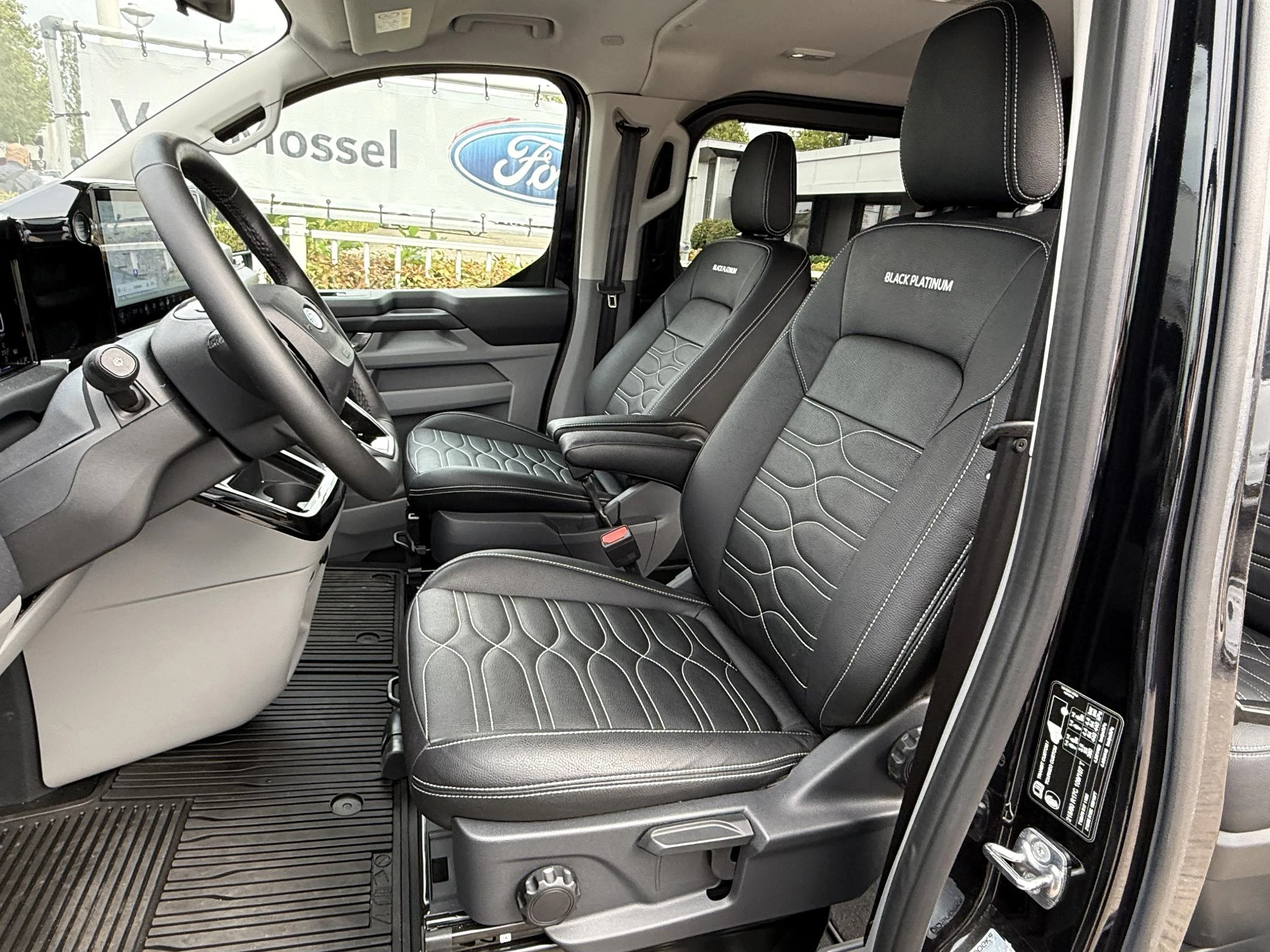 Ford-Transit Custom-image-14