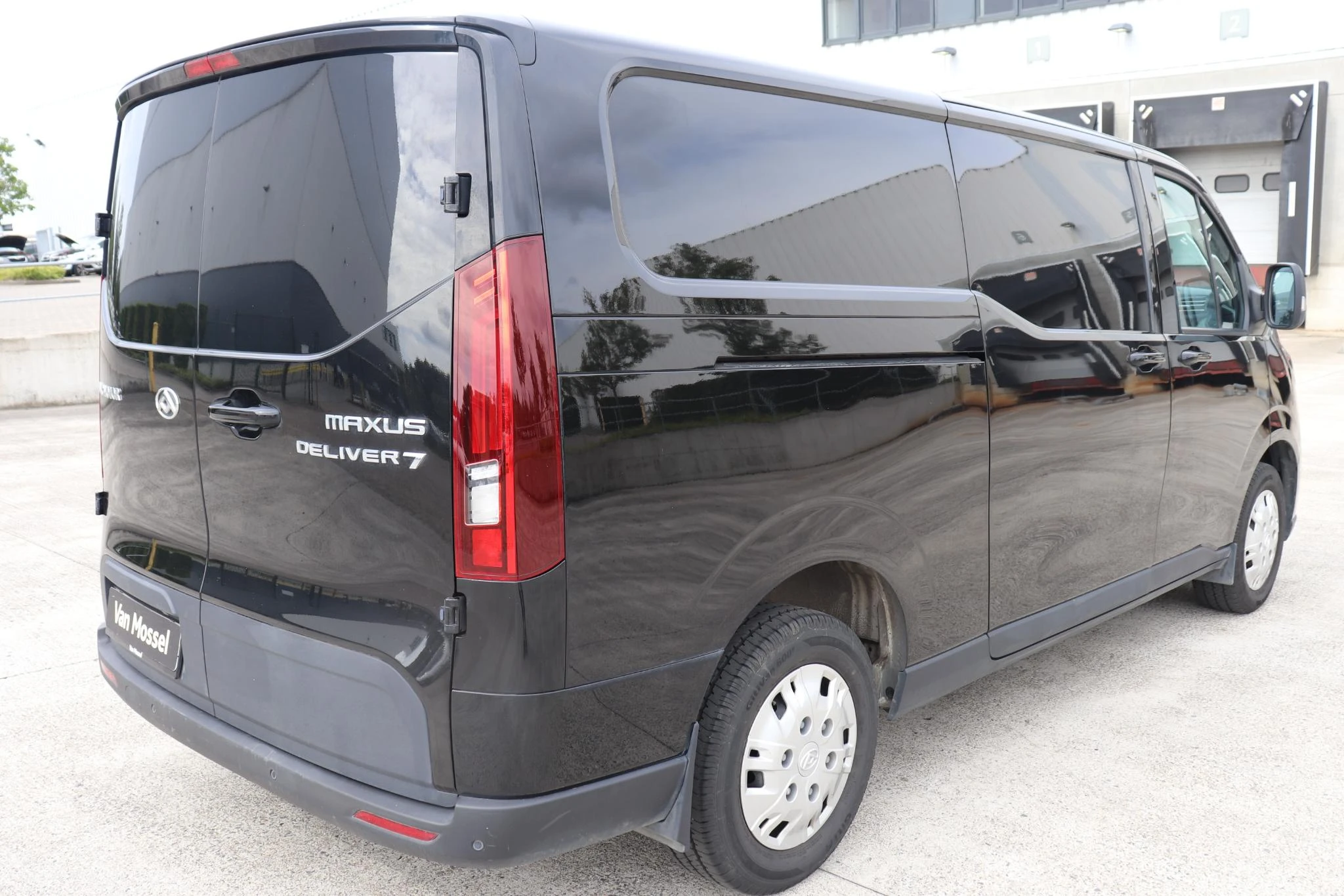 Maxus-Deliver 7-image-4