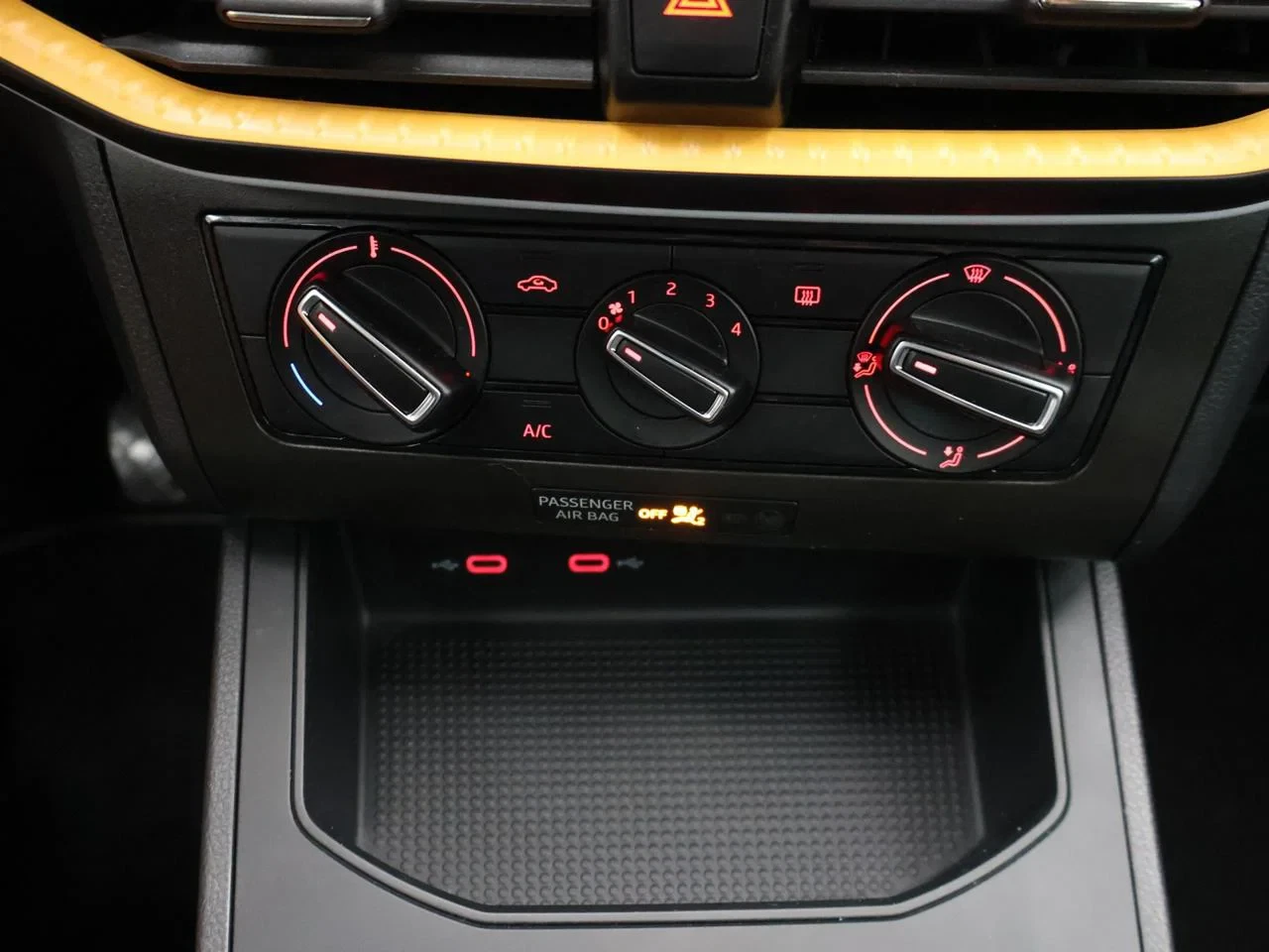 SEAT-Ibiza-image-14